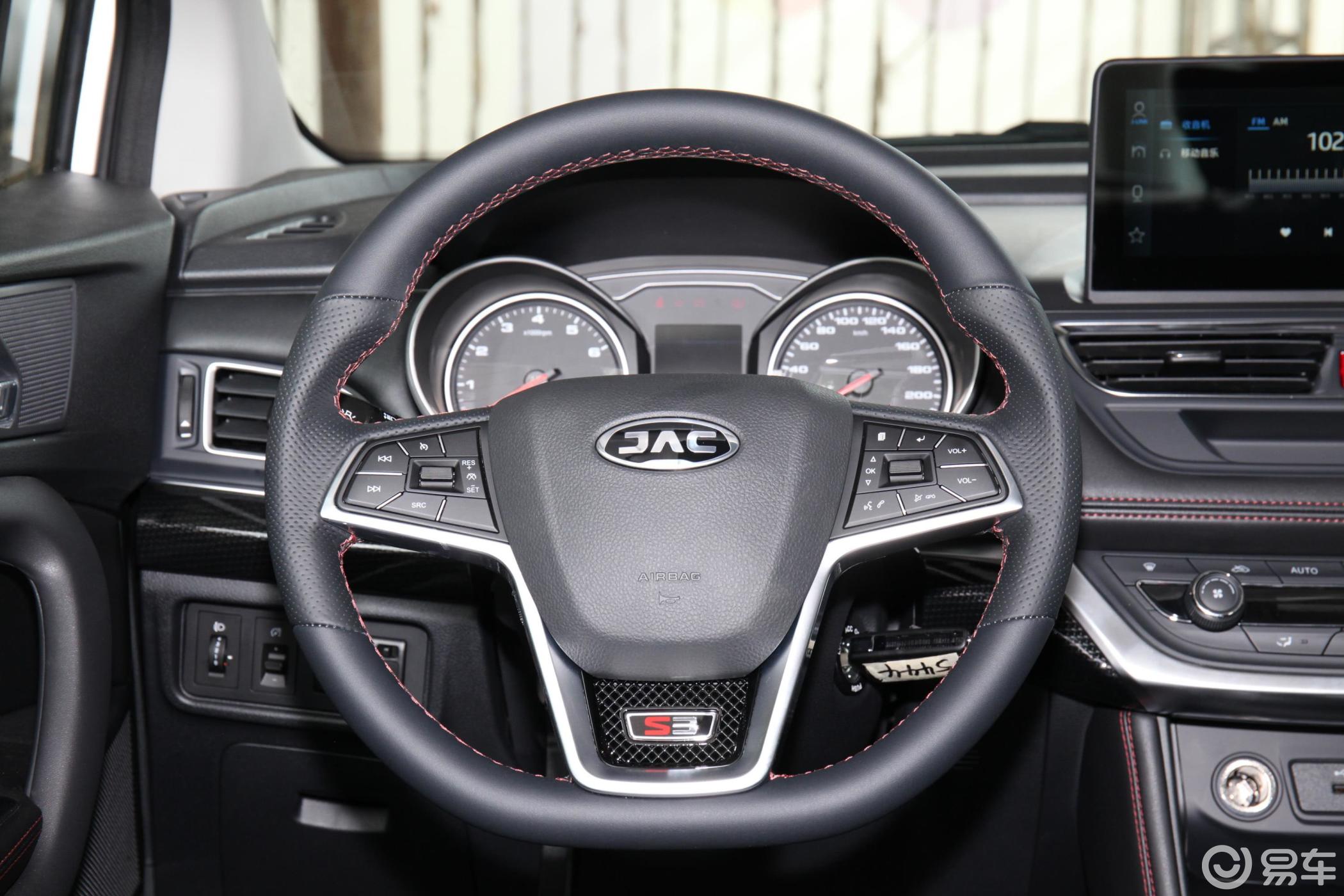 5l 手动 超越i型 国vi方向盘汽车图片-汽车图片大全】-易车