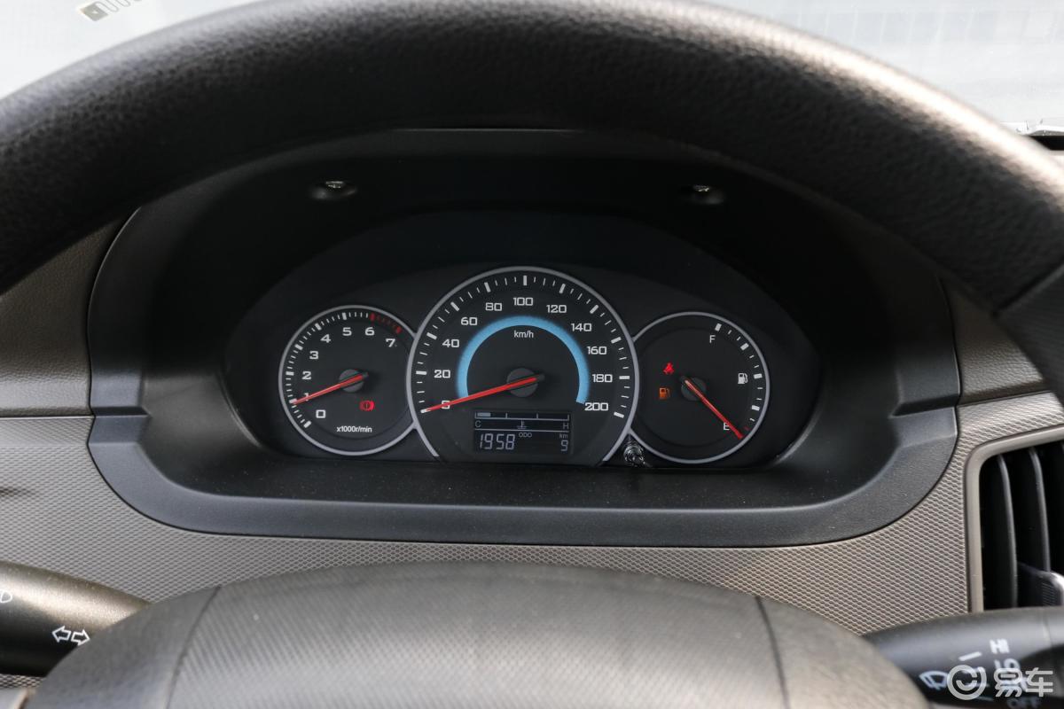 【五菱荣光新卡2019款1.