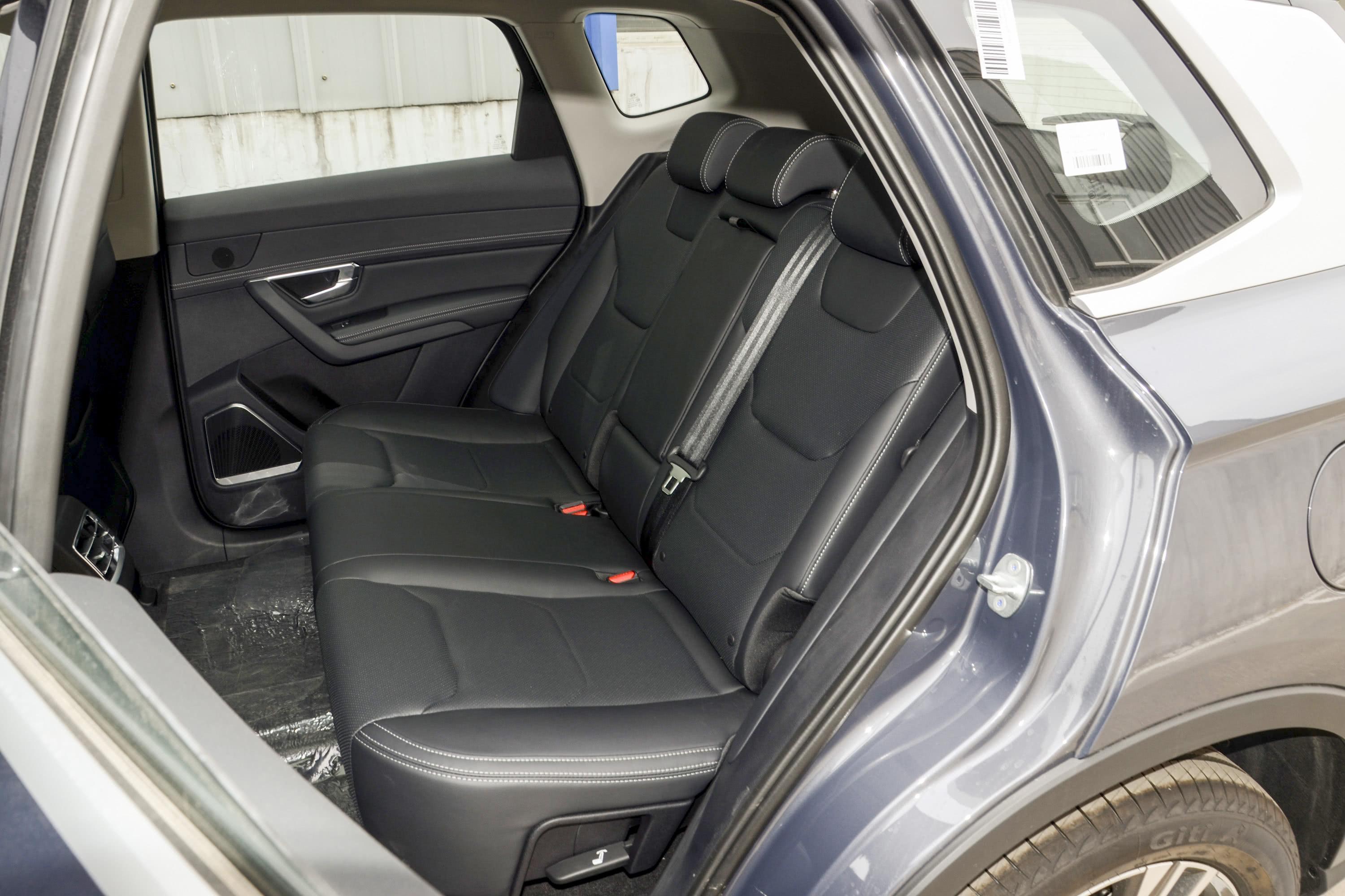 5ti 双离合 尊贵型汽车报价_图片_参数配置】-易车_比亚迪王朝深圳金