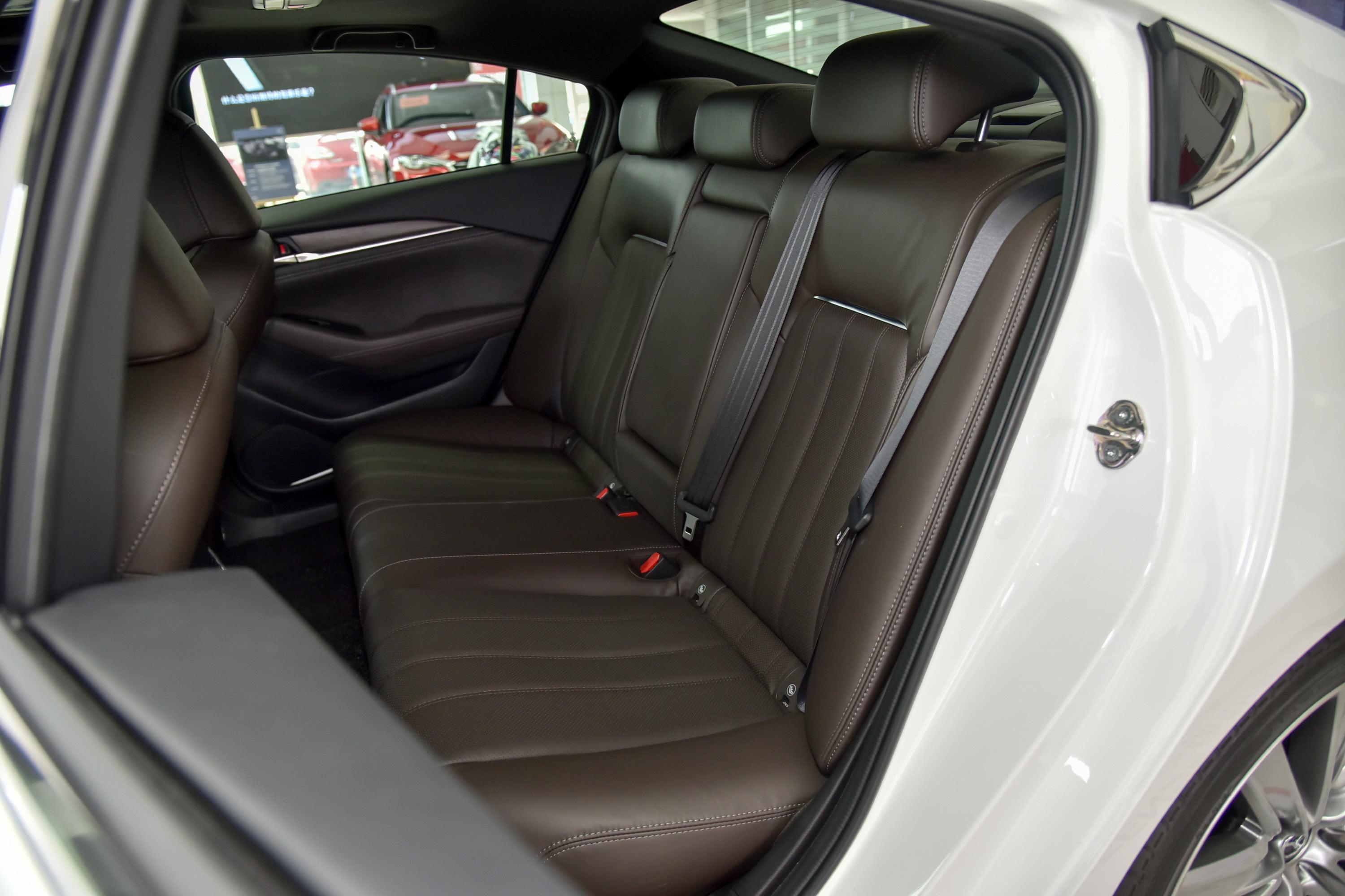 2020款阿特兹25l蓝天尊崇版