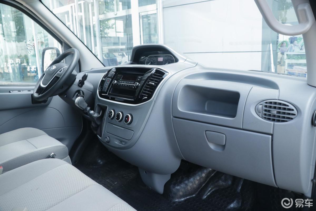 上汽大通maxus v80