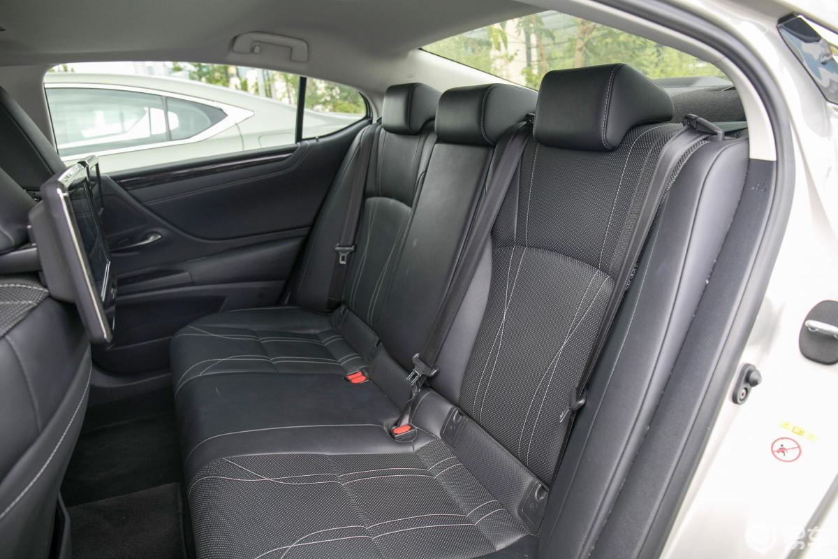 【雷克萨斯es2018款300h 尊享版 国vi后排座椅汽车图片-汽车图片大全