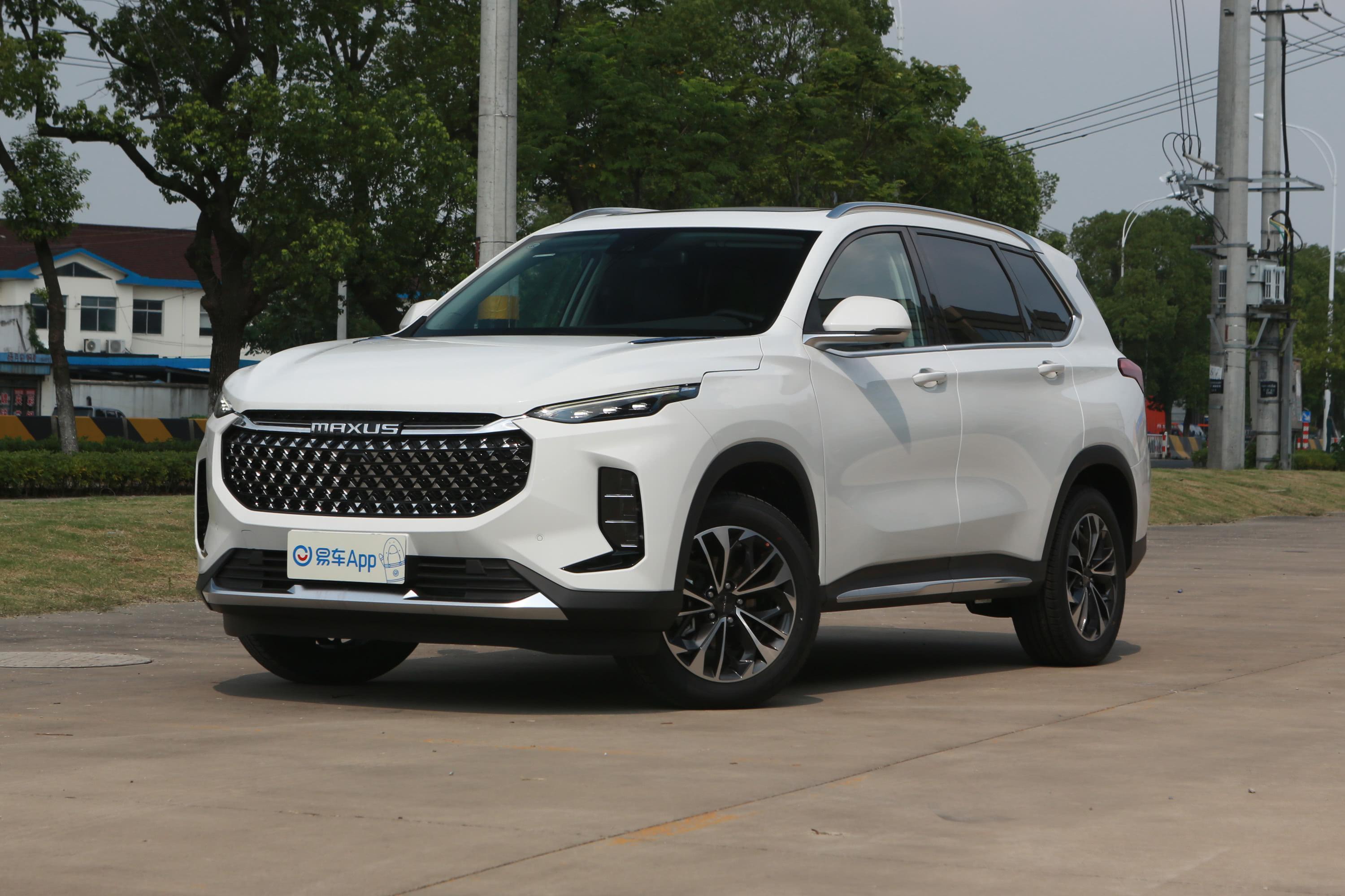 2019款 上汽大通maxus d60 1.5t 双离合 舒享版 5座外观