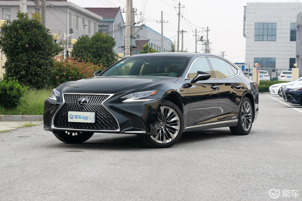 【雷克萨斯ls2020款500h 行政版 国vi侧前45度车头向左水平汽车图片