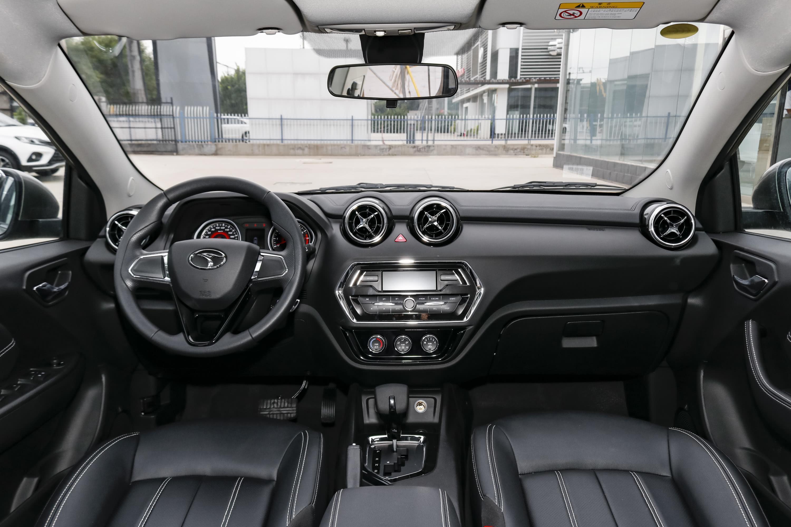 2019款 东南dx3 1.5t cvt 豪华版 国vi内饰