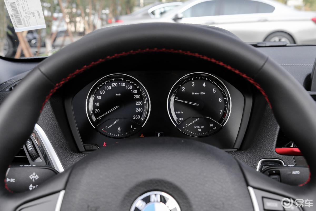 【宝马2系2019款敞篷轿跑车 225i 运动设计套装仪表盘汽车图片-汽车