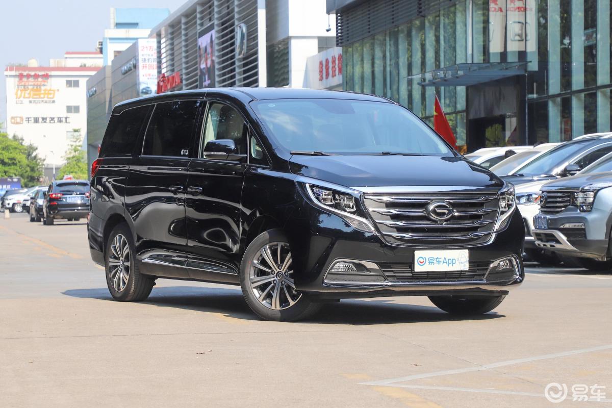 【传祺m82020款390t 尊贵版侧前45度车头向右水平汽车图片-汽车图片