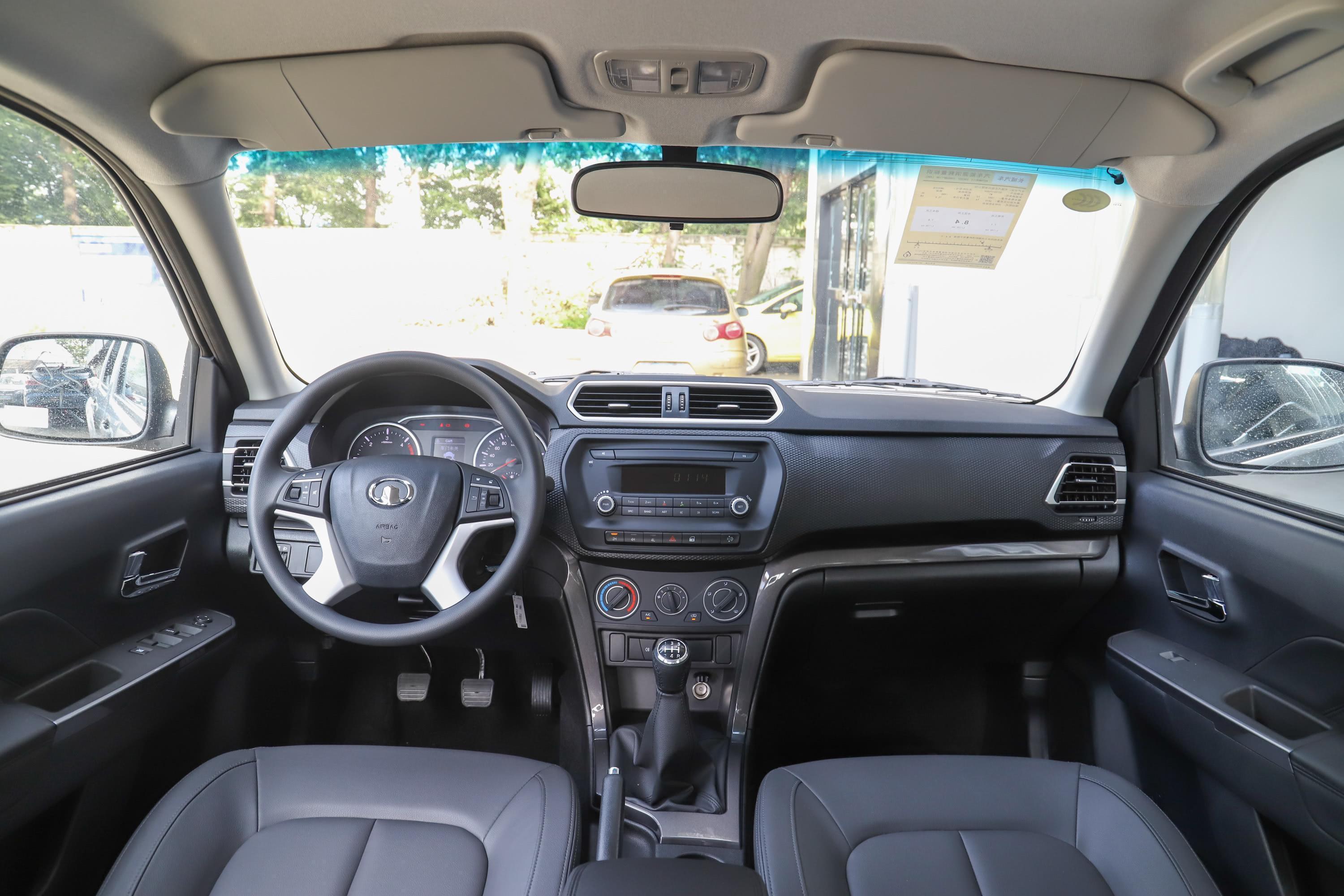 2017款 风骏5 2.0t 手动 大双 欧洲版 柴油 四驱 进取版 国v内饰