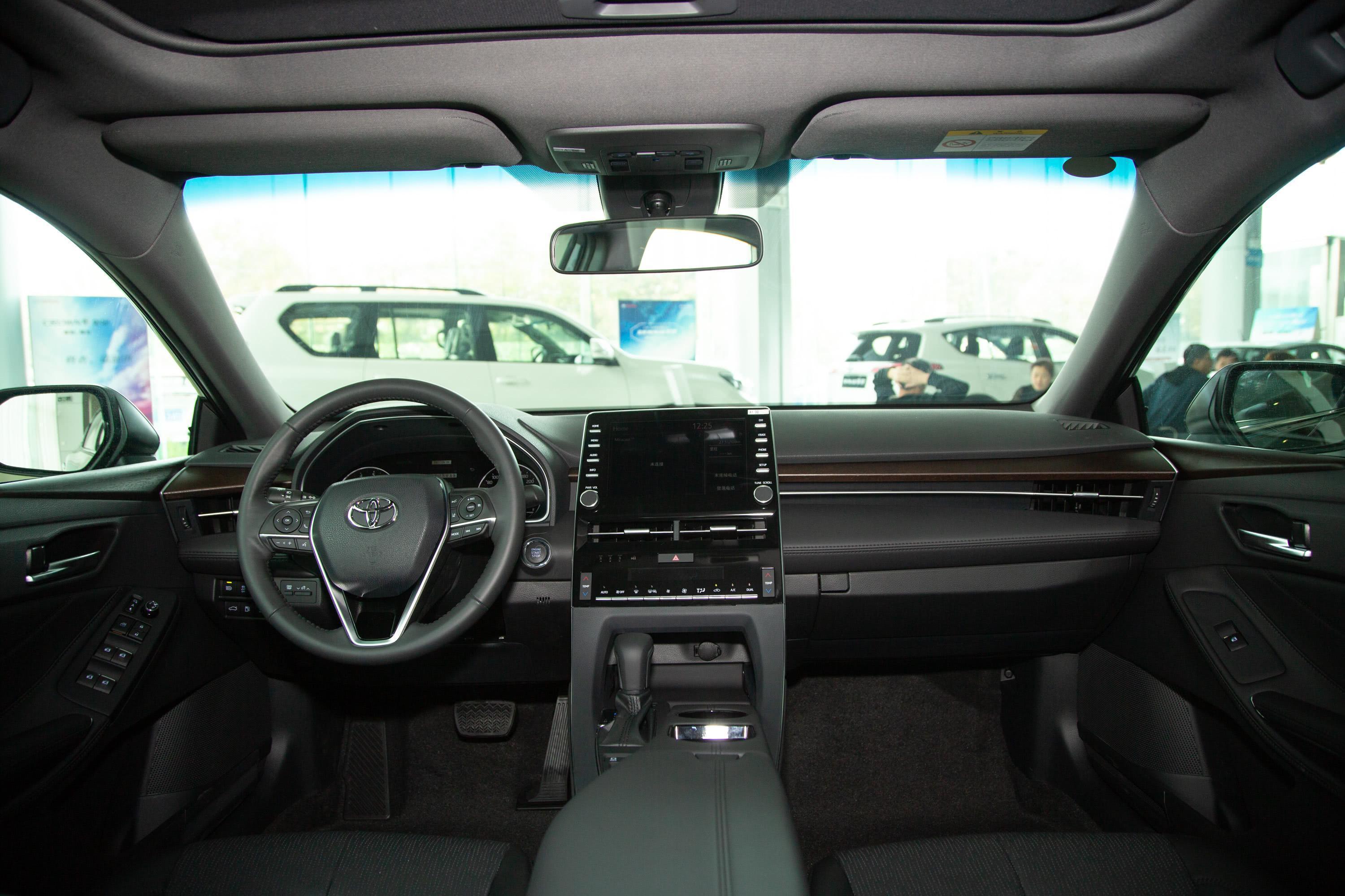 2019款 亚洲龙 2.0l cvt xle尊享版 国vi内饰