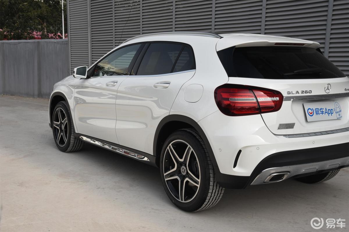 【奔驰gla2019款gla 260 4matic 运动版外观汽车图片-汽车图片大全】