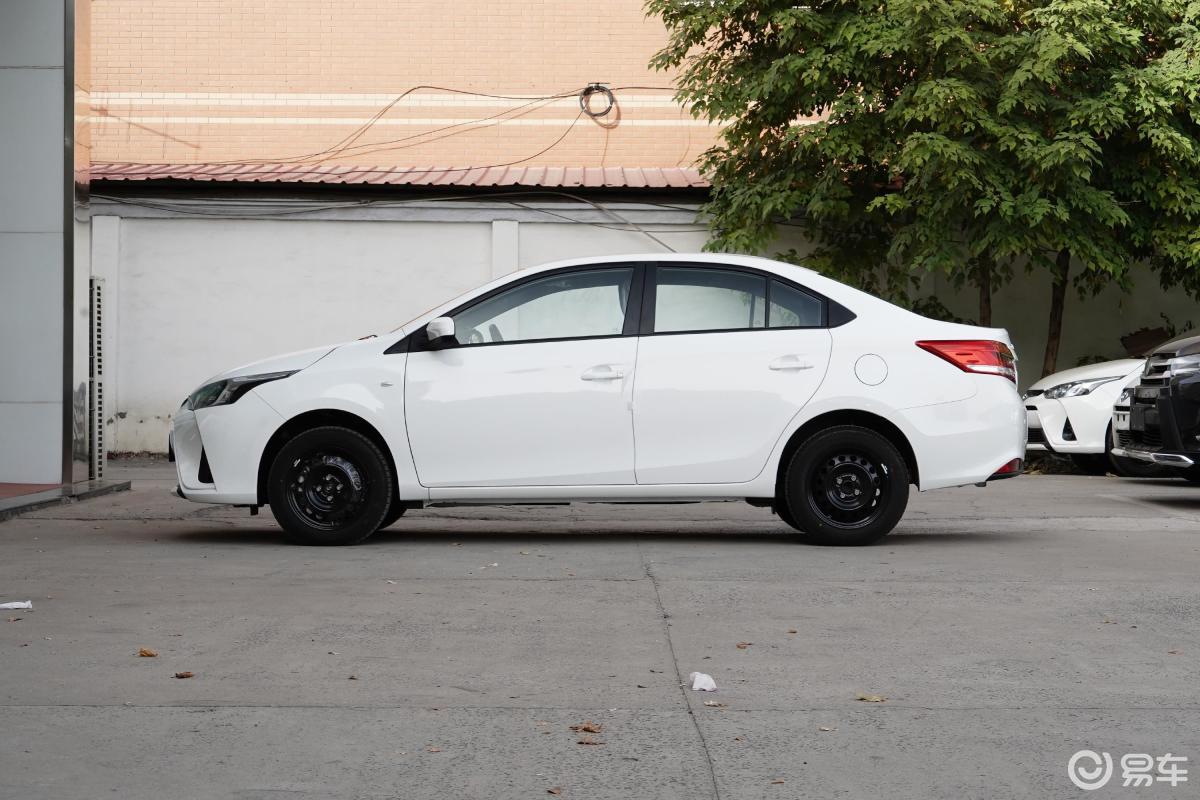 广汽丰田  yaris l 致享  2020款  2021款  2020款  2019款  2018款