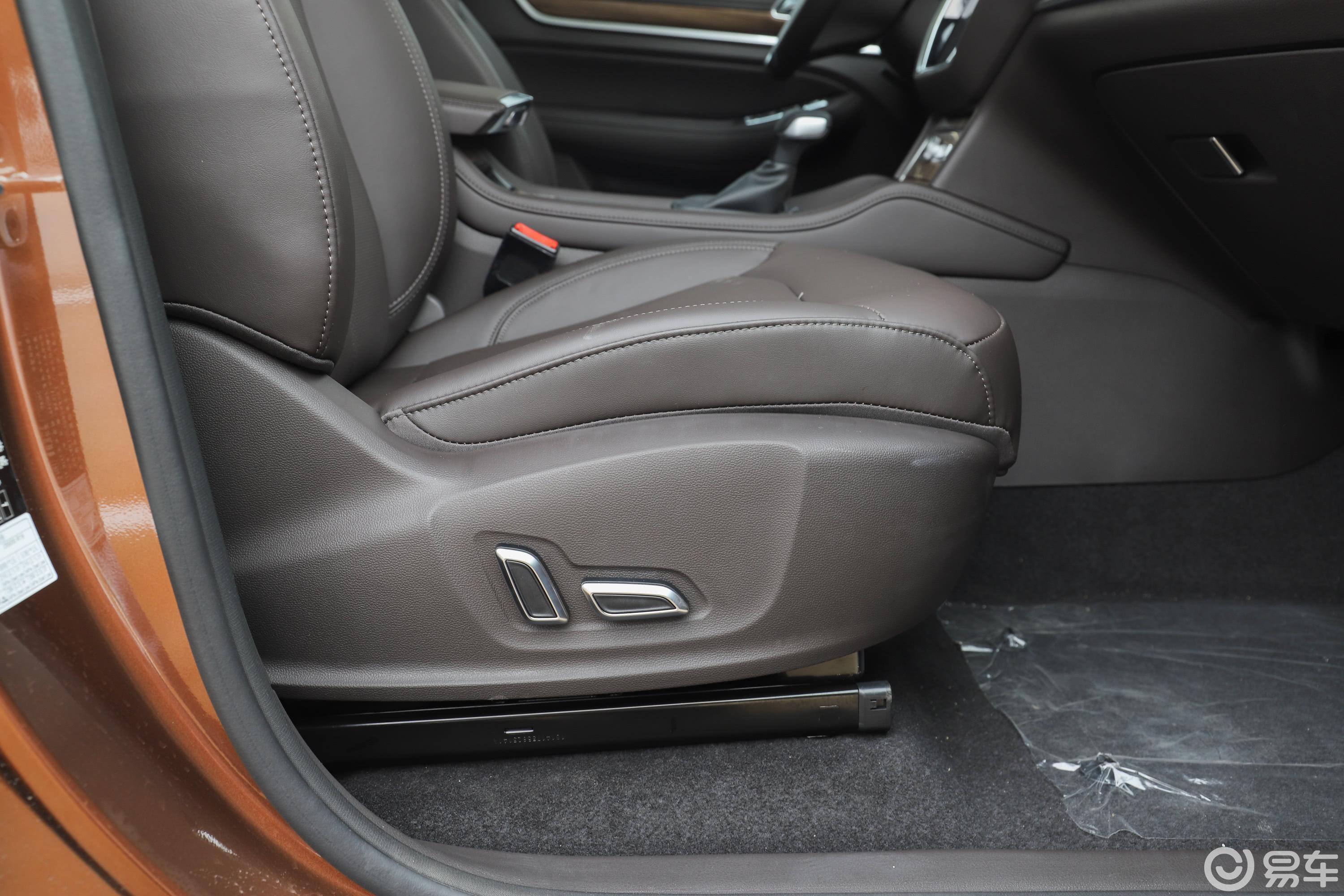 【荣威rx82018款30t 四驱 智联网旗舰版内饰汽车图片-汽车图片大全】