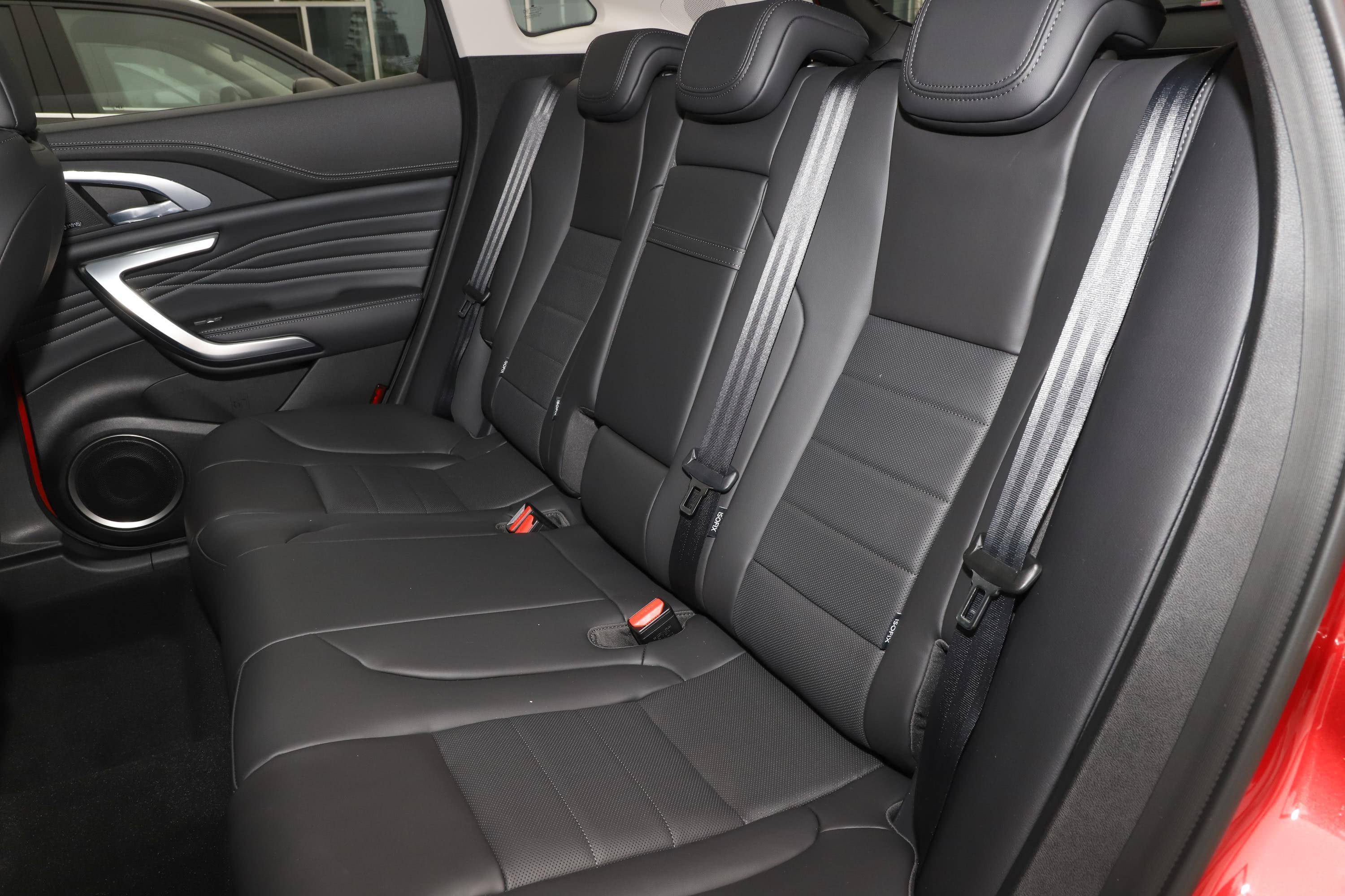 2020款 wey vv7 2.0t 旗舰型空间