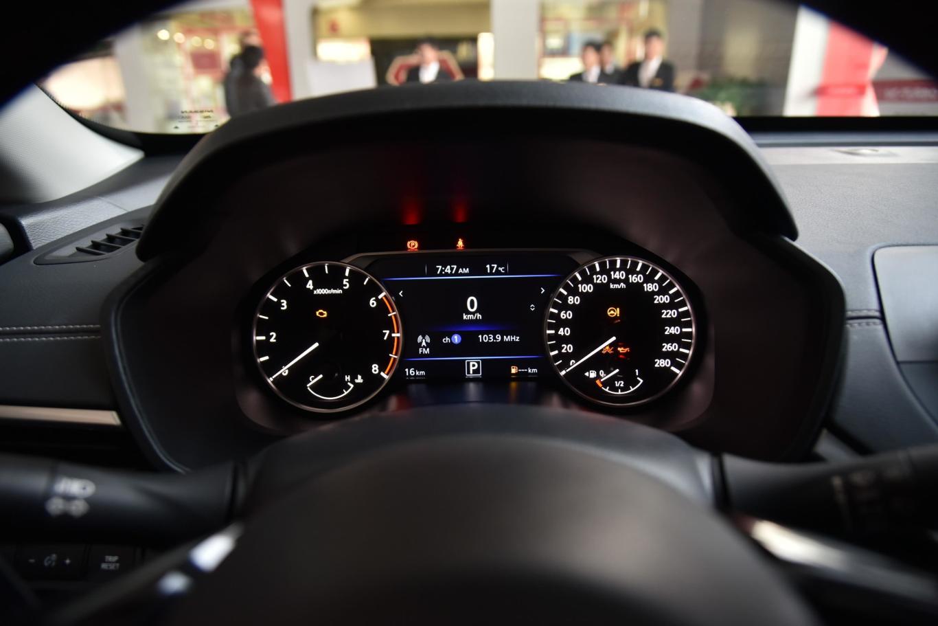 天籁2.0t xl upper ad1 智享领航版仪表盘