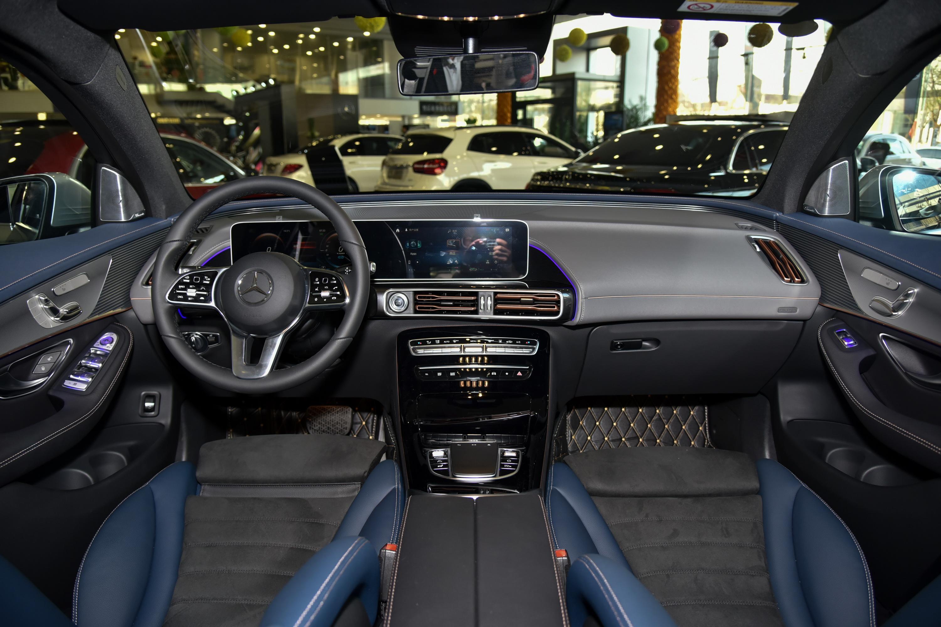 2020款 奔驰eqc eqc 400 4matic 创世代1886限量版内饰