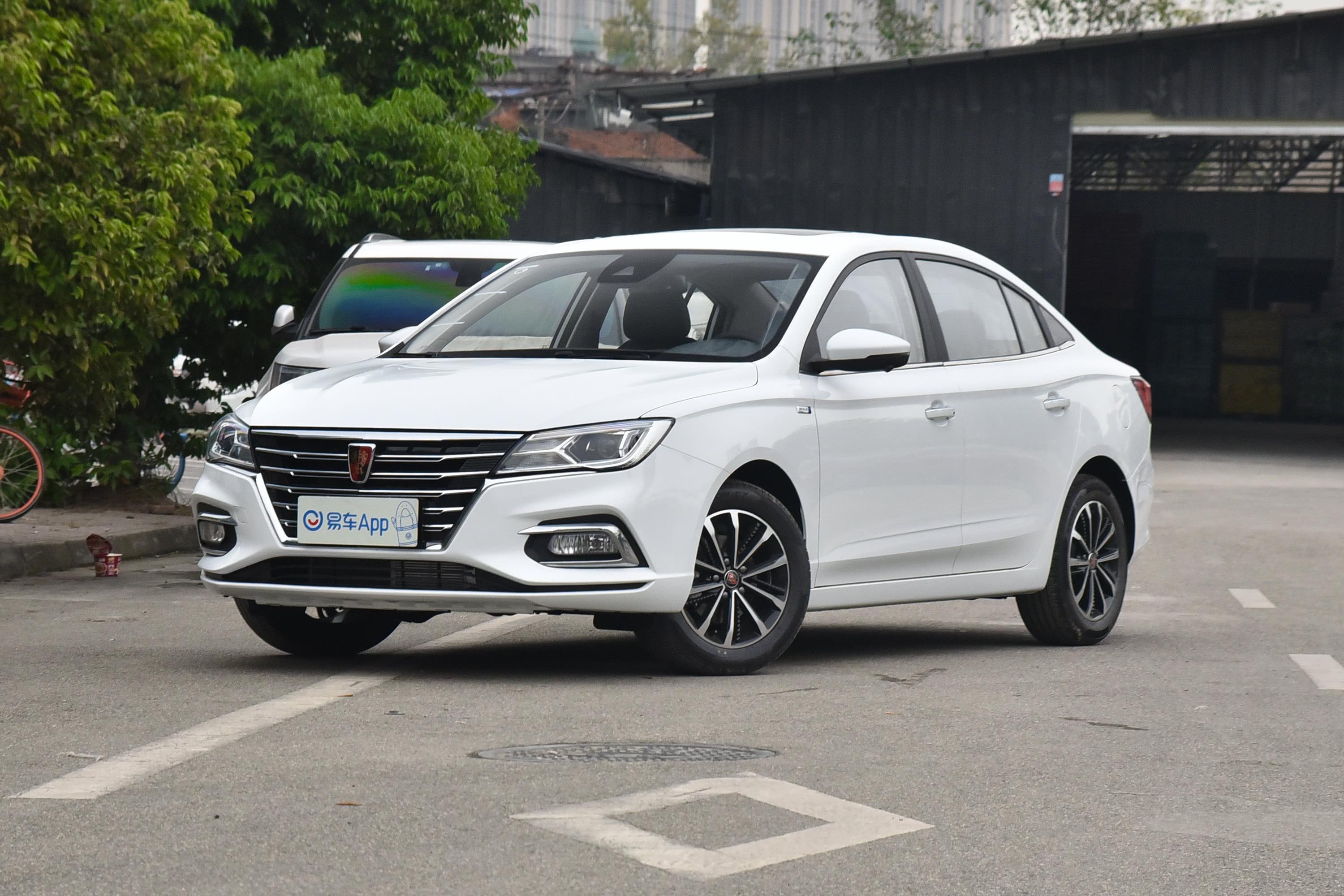 车型报价 荣威i5 > 2021款 荣威imax8 2.