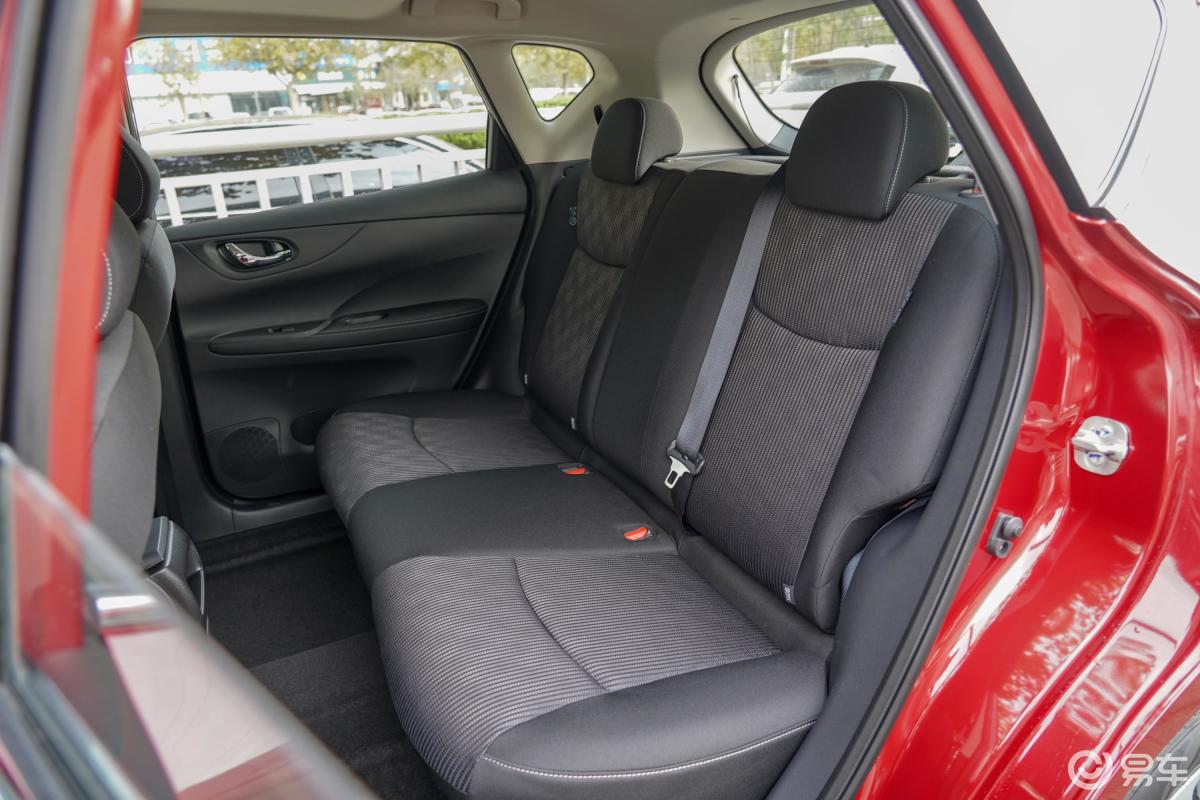 【骐达2020款1.6l cvt 酷动版后排座椅汽车图片-汽车图片大全】-易车