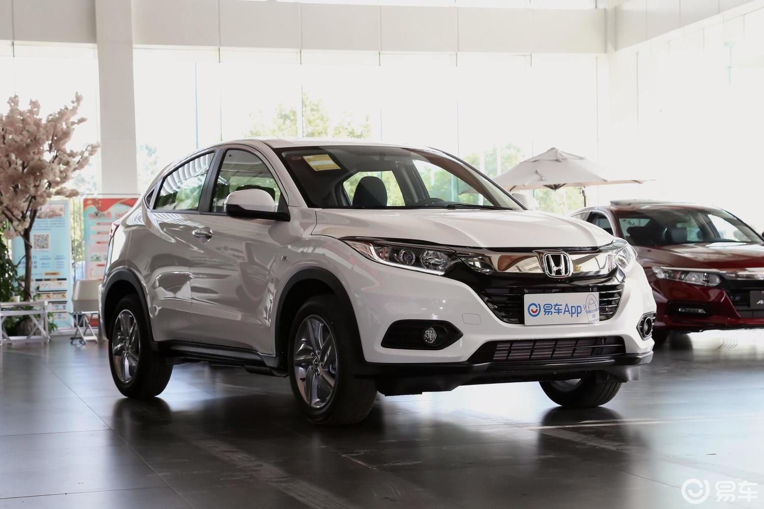 【缤智2019款220turbo cvt 精英版 国v侧前45度车头向右水平汽车图片