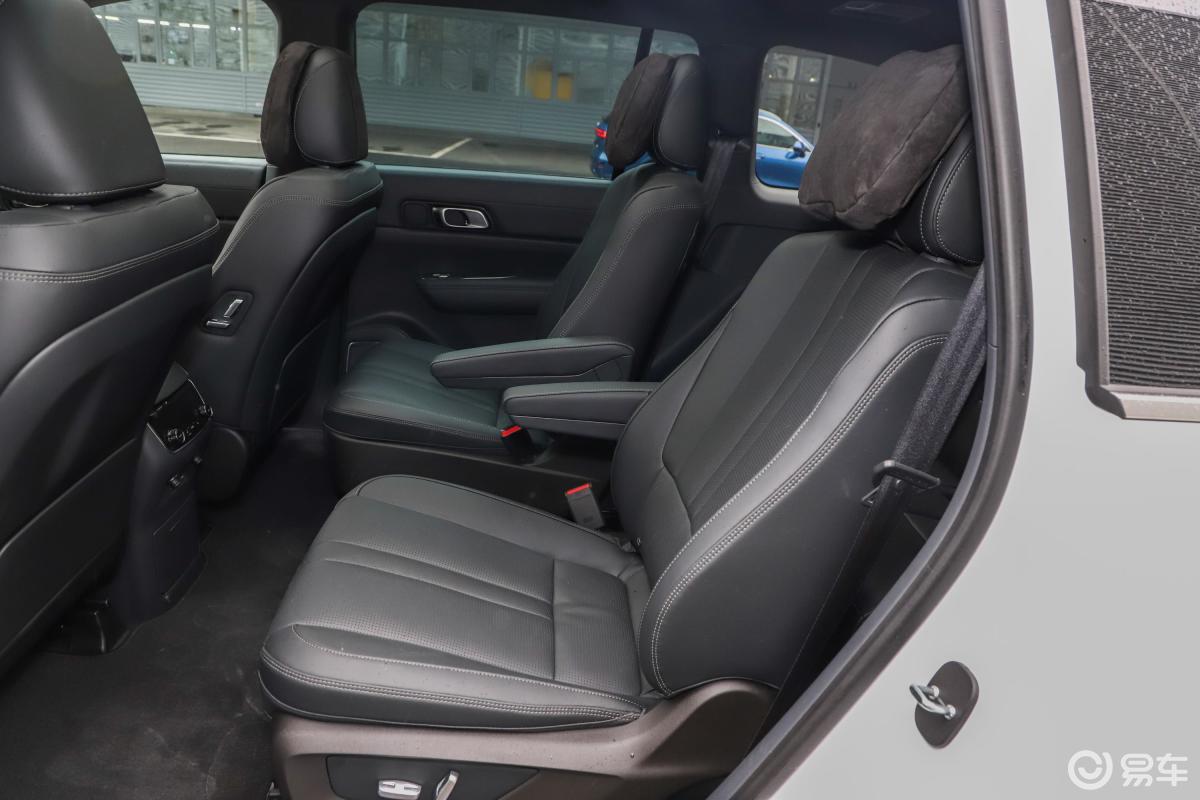 【理想one2020款基本版 6座后排座椅汽车图片-汽车图片大全】-易车
