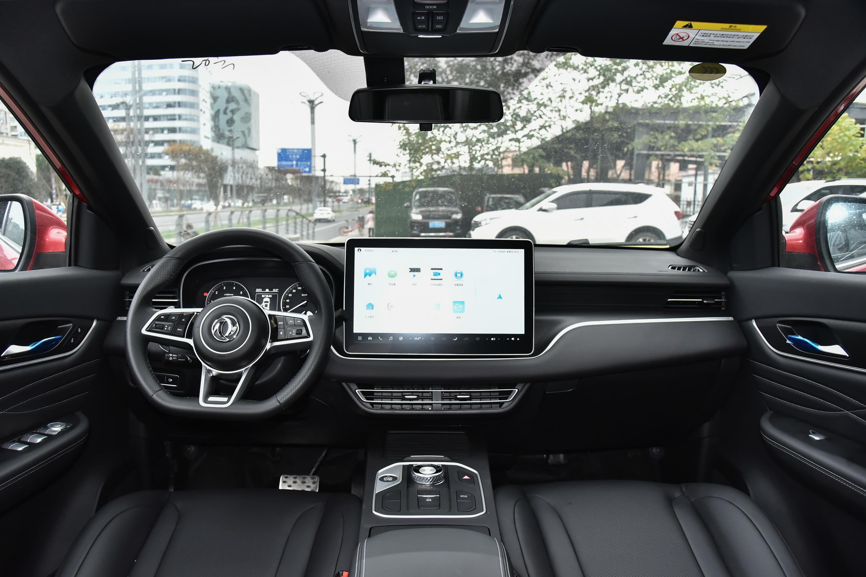 2020款 风光580pro 280tgdi cvt 领航版内饰