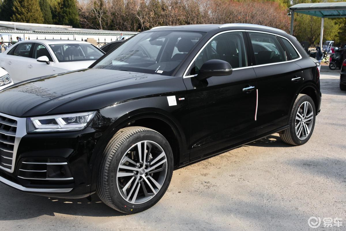 【奥迪q5l2020款45 tfsi 尊享豪华运动型外观汽车图片-汽车图片大全】