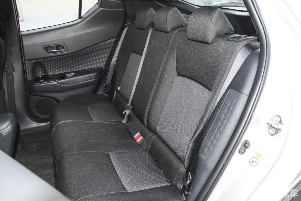 【丰田c-hr2020款2.