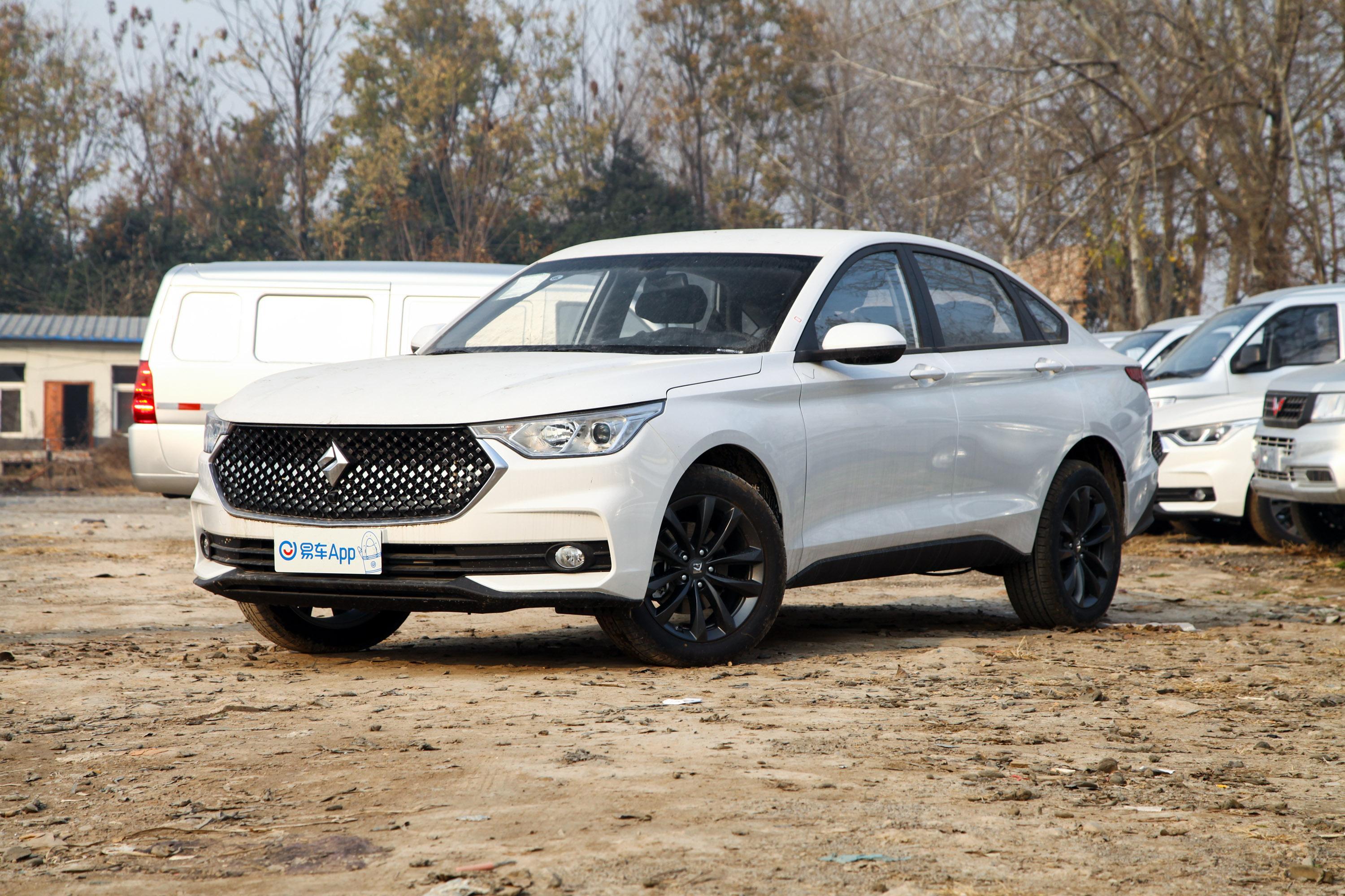 2019款宝骏rc615t手动24小时在线精英型