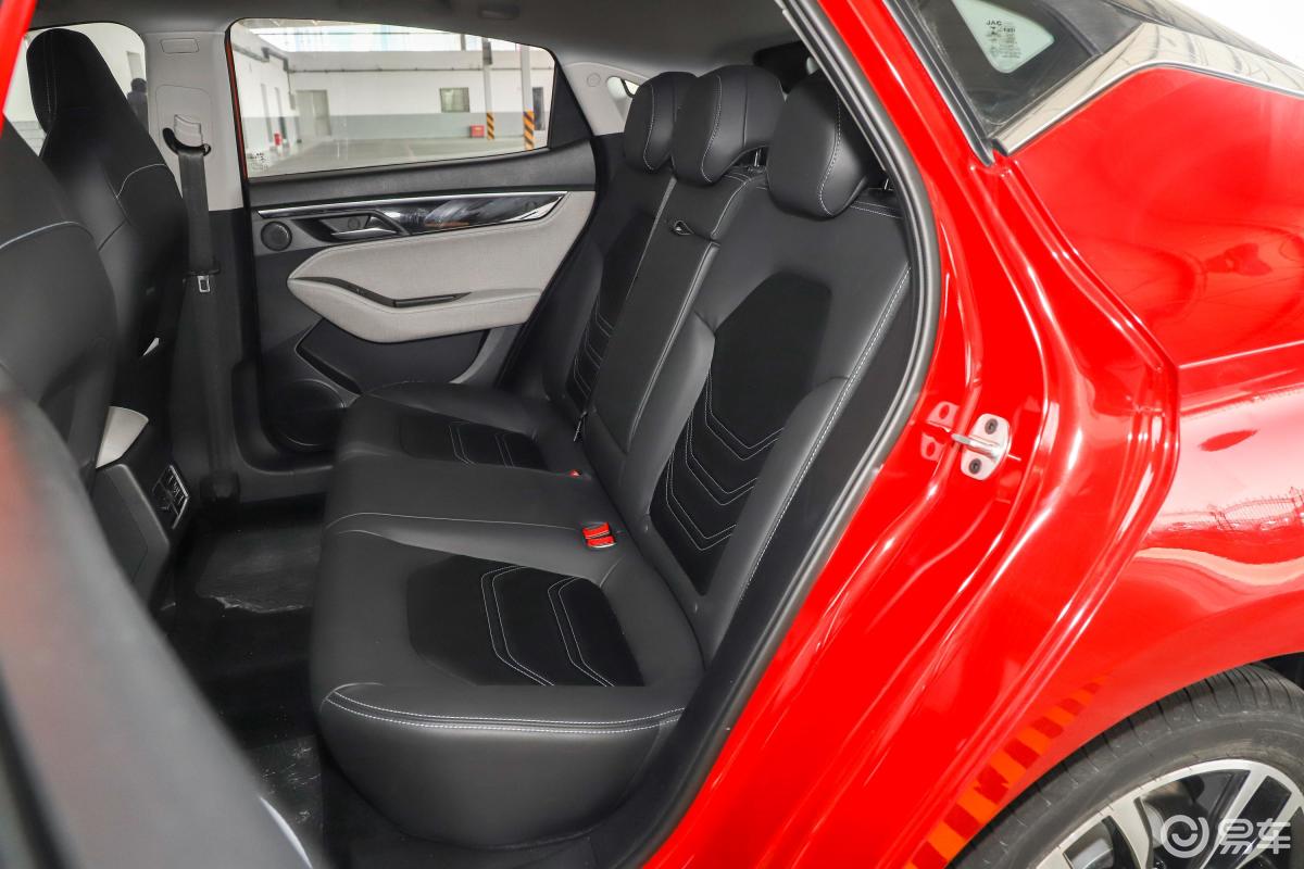 5t cvt 梦想型后排座椅汽车图片-汽车图片大全】-易车