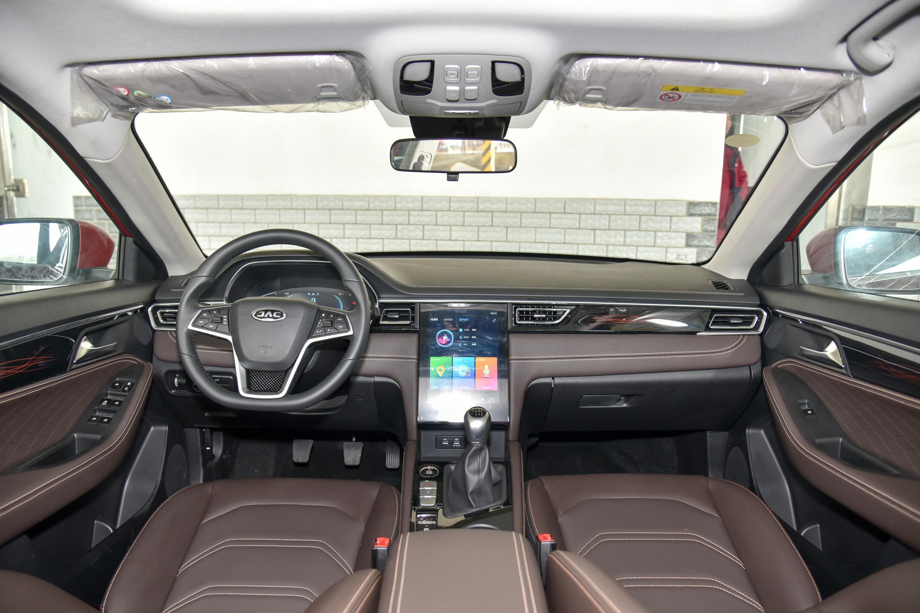 2020款 嘉悦a5 1.5t 手动 超越 型内饰