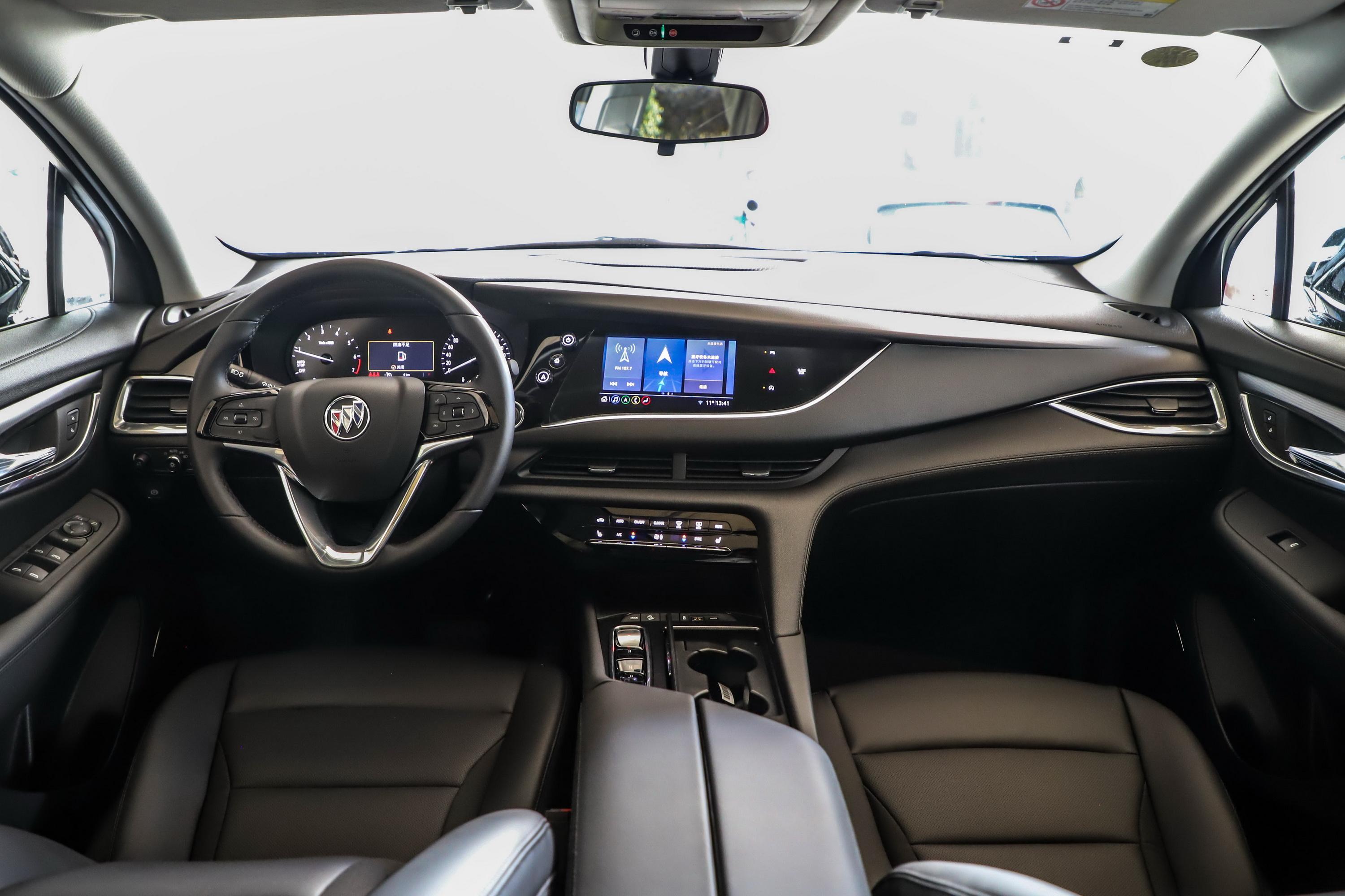 2020款 昂科旗 28t 两驱豪华型内饰
