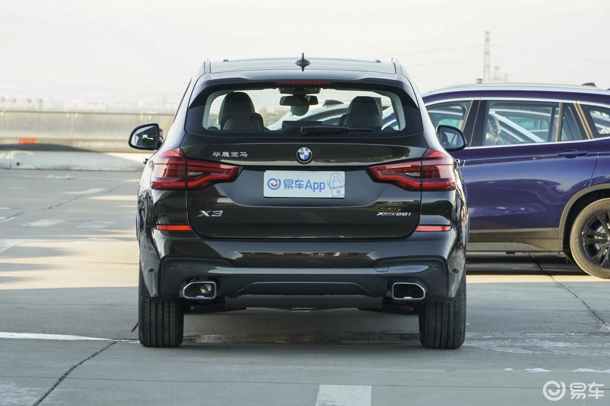 【宝马x32020款xdrive 28i m运动套装正后水平汽车图片-汽车图片大全