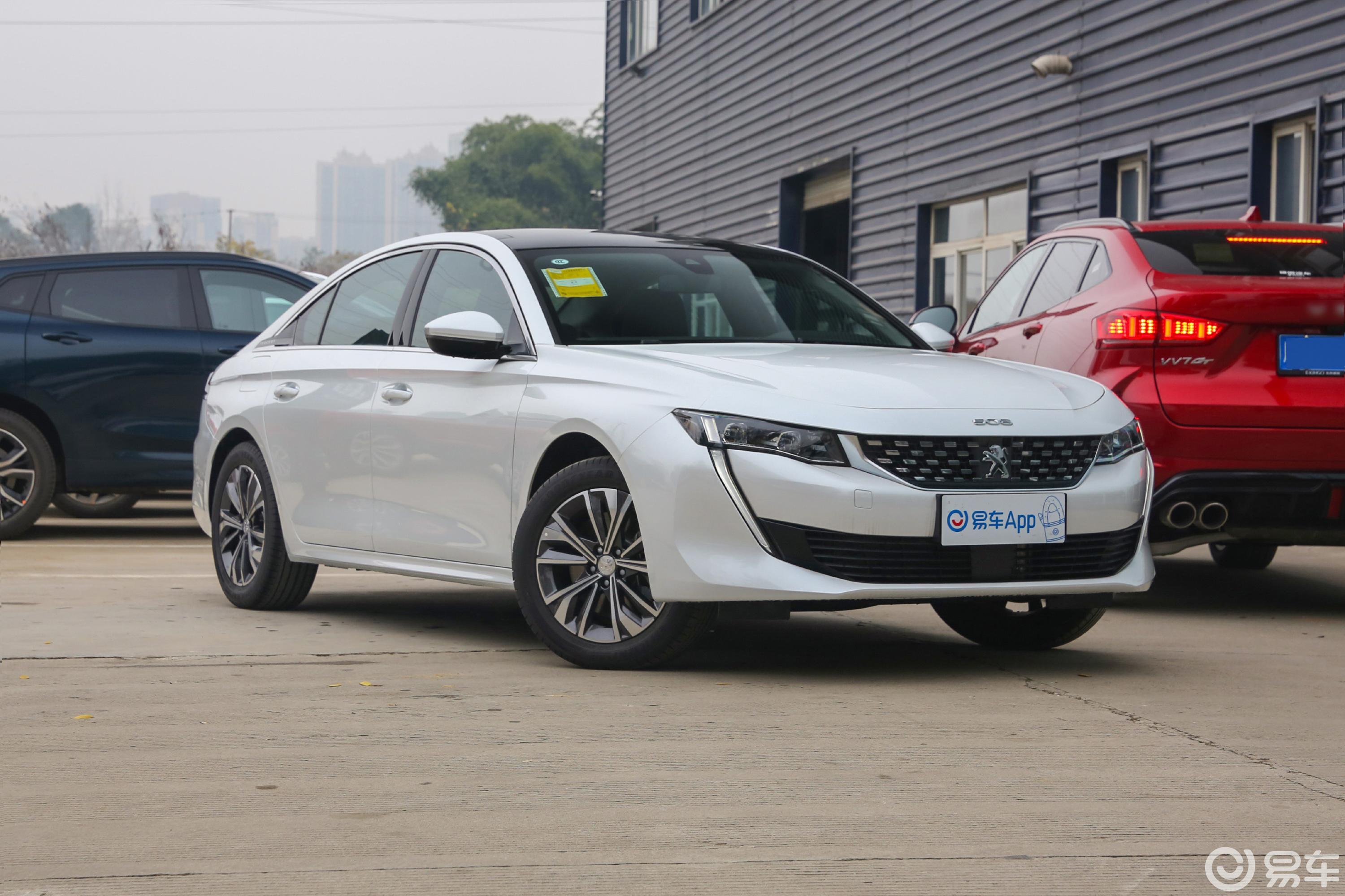 【标致508l2019款360thp 手自一体 驾趣版侧前45度车头向右水平汽车