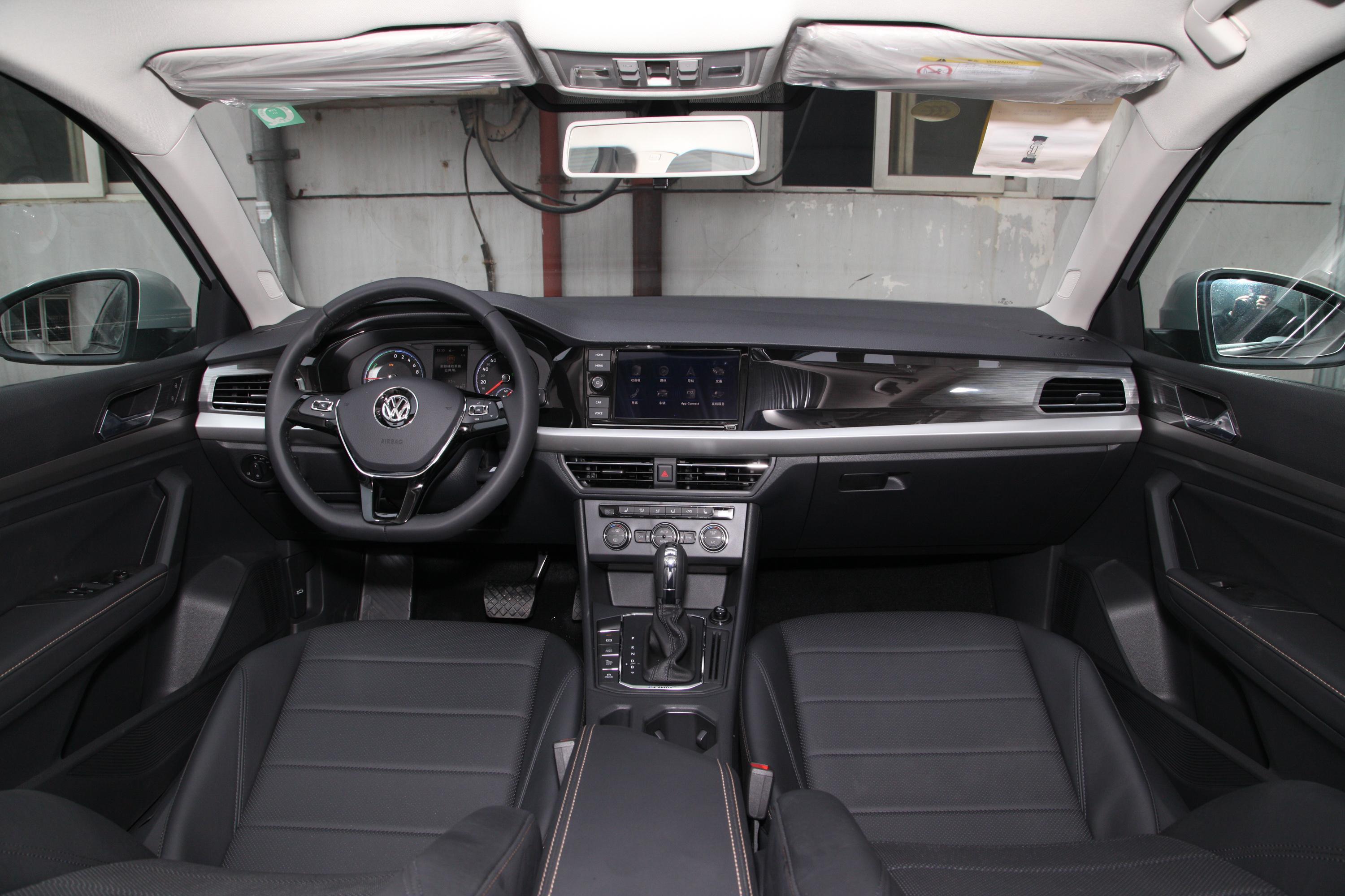 2019款 朗逸纯电 优享版内饰