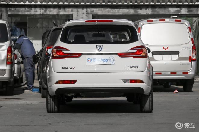 98 万奔奔ev2019ev360 标准版点评对比图片对比参数对比