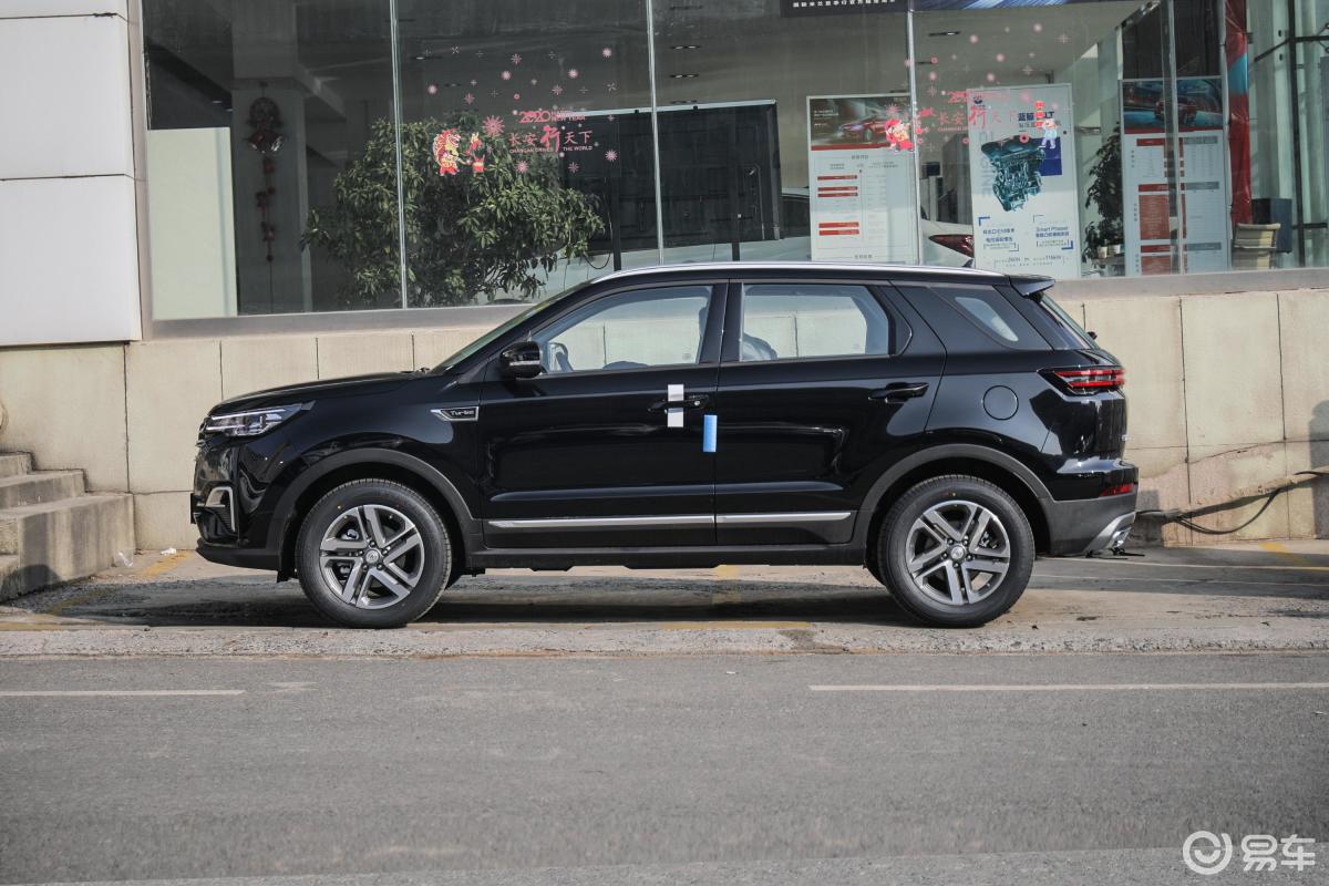 【长安cs55plus2020款1.