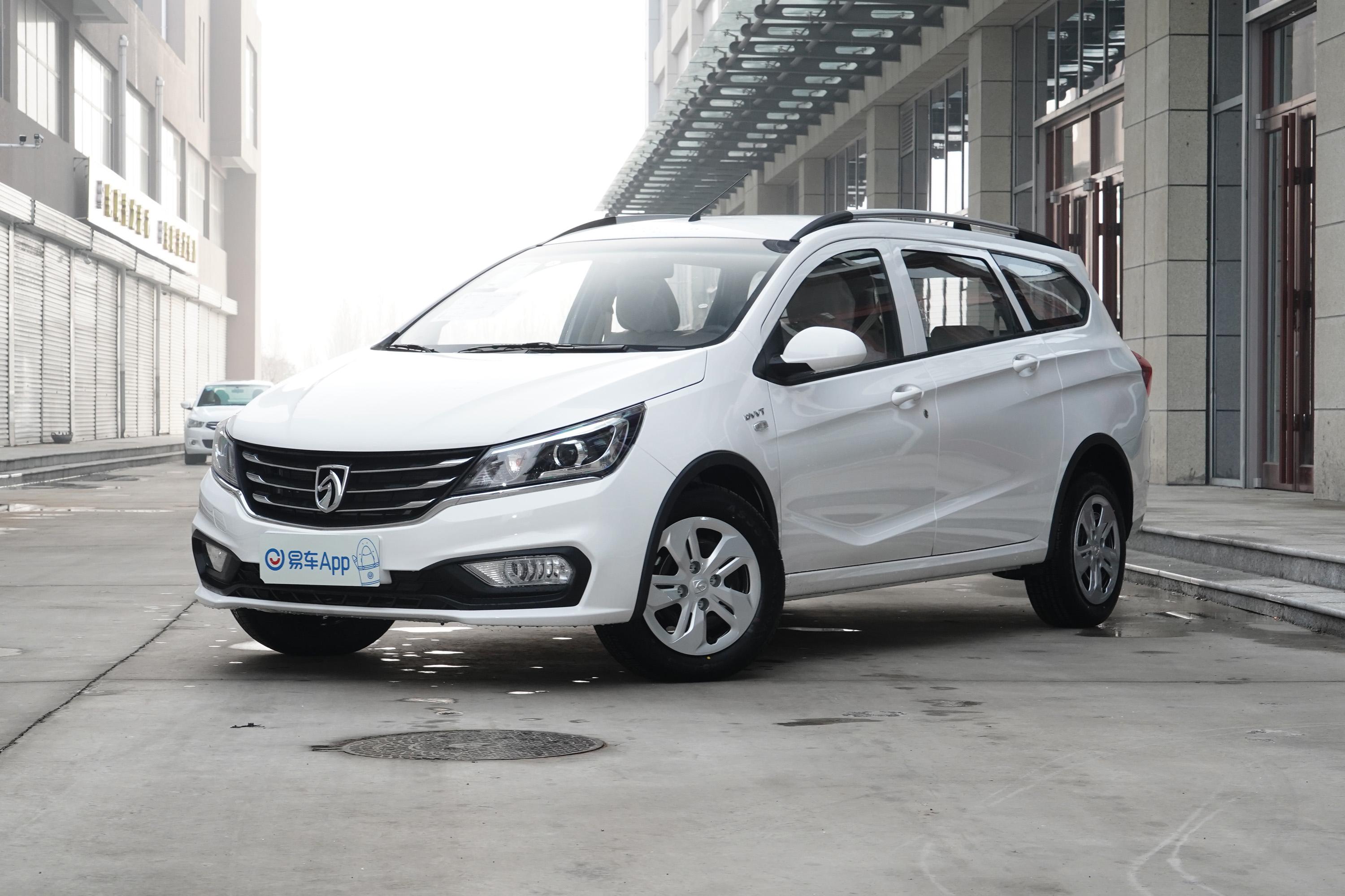 2017款宝骏310w15l手动舒适型国vi