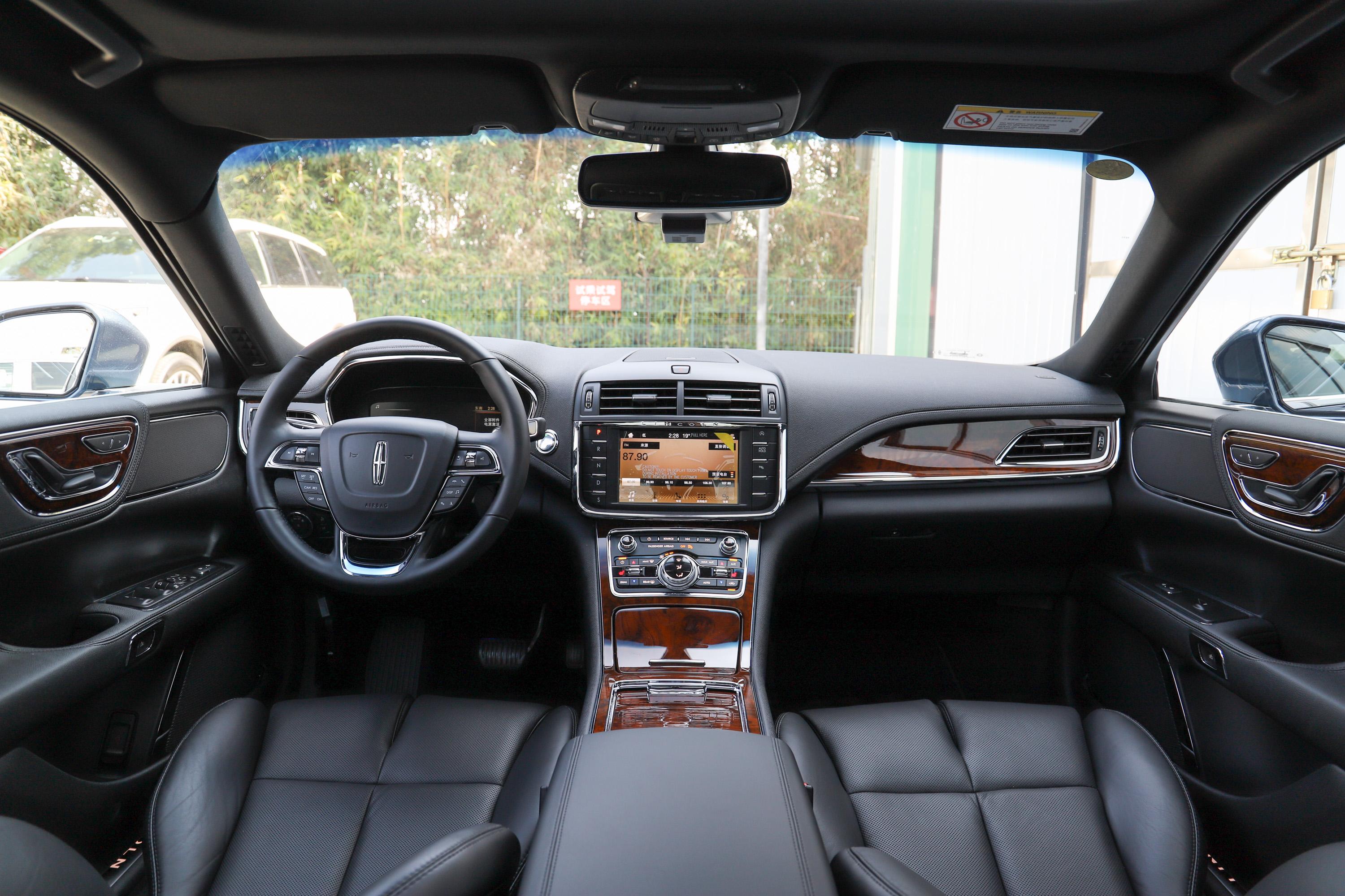 2019款 林肯大陆 2.0t 两驱 尊享版 国Ⅵ内饰
