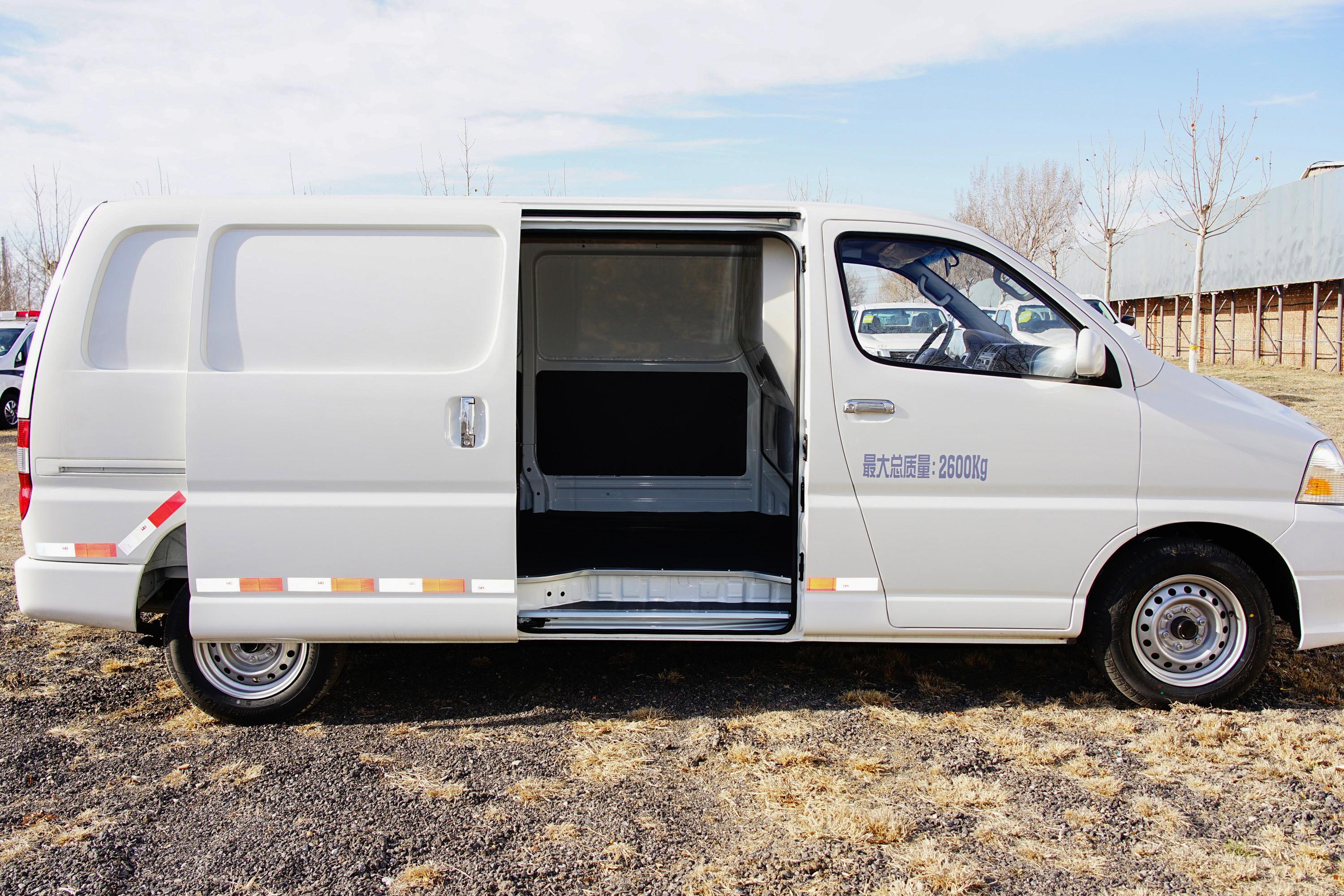 【2020款 金杯海狮 快运王 厢货 标准顶 2.0l 手动 豪华型 2座 国vi汽