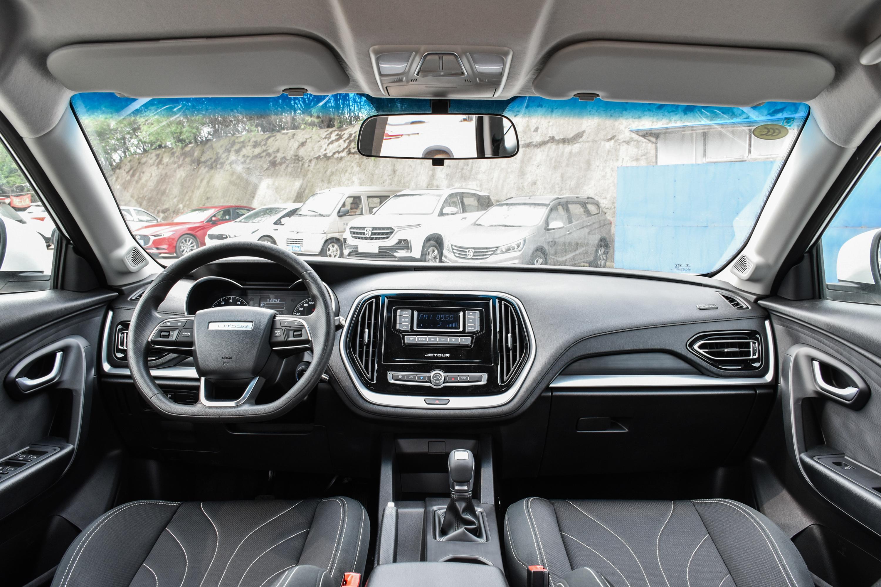 2020款 捷途x70m 改款 1.5t 手动 伙伴型内饰