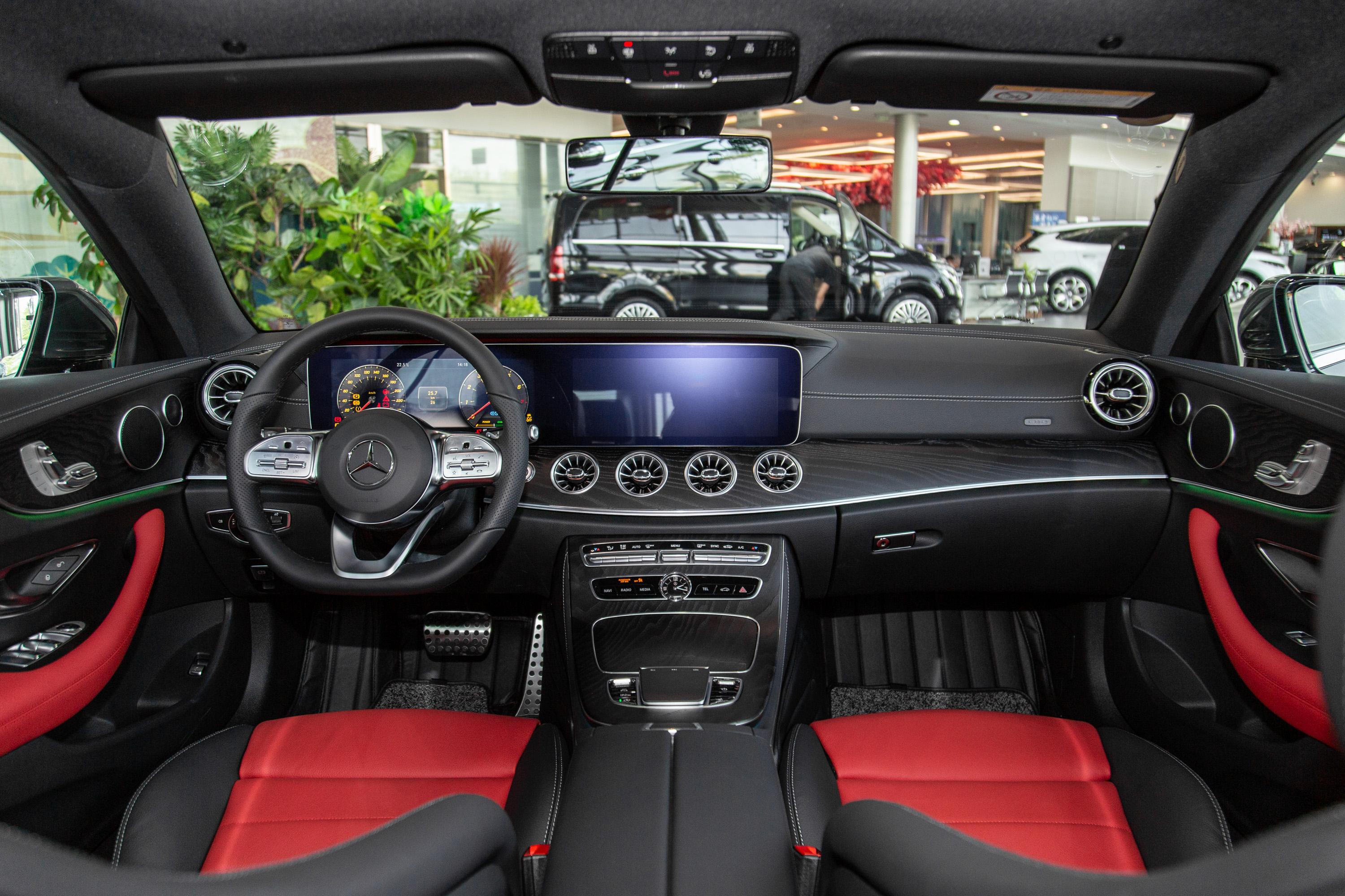 2019款 奔驰gt amg amg gt内饰