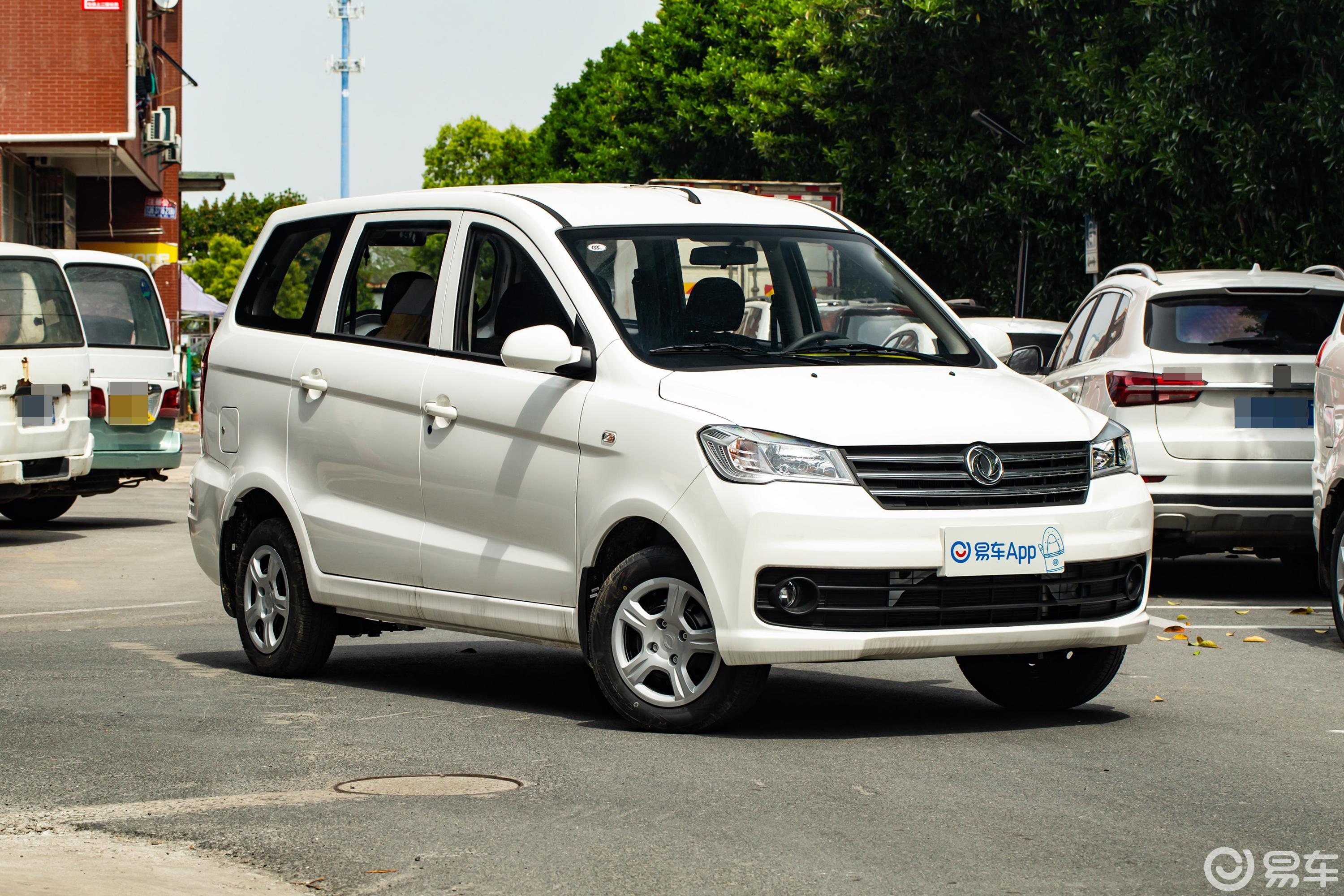 东风风光  风光330  2019款  2019款  2018款  2017款  2014款  2013