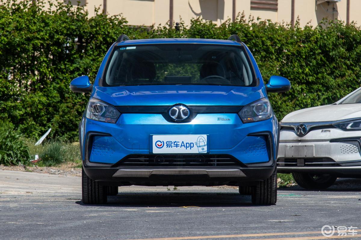 【北汽新能源ec52020款新尚版侧前45度车头向右水平汽车图片-汽车图片