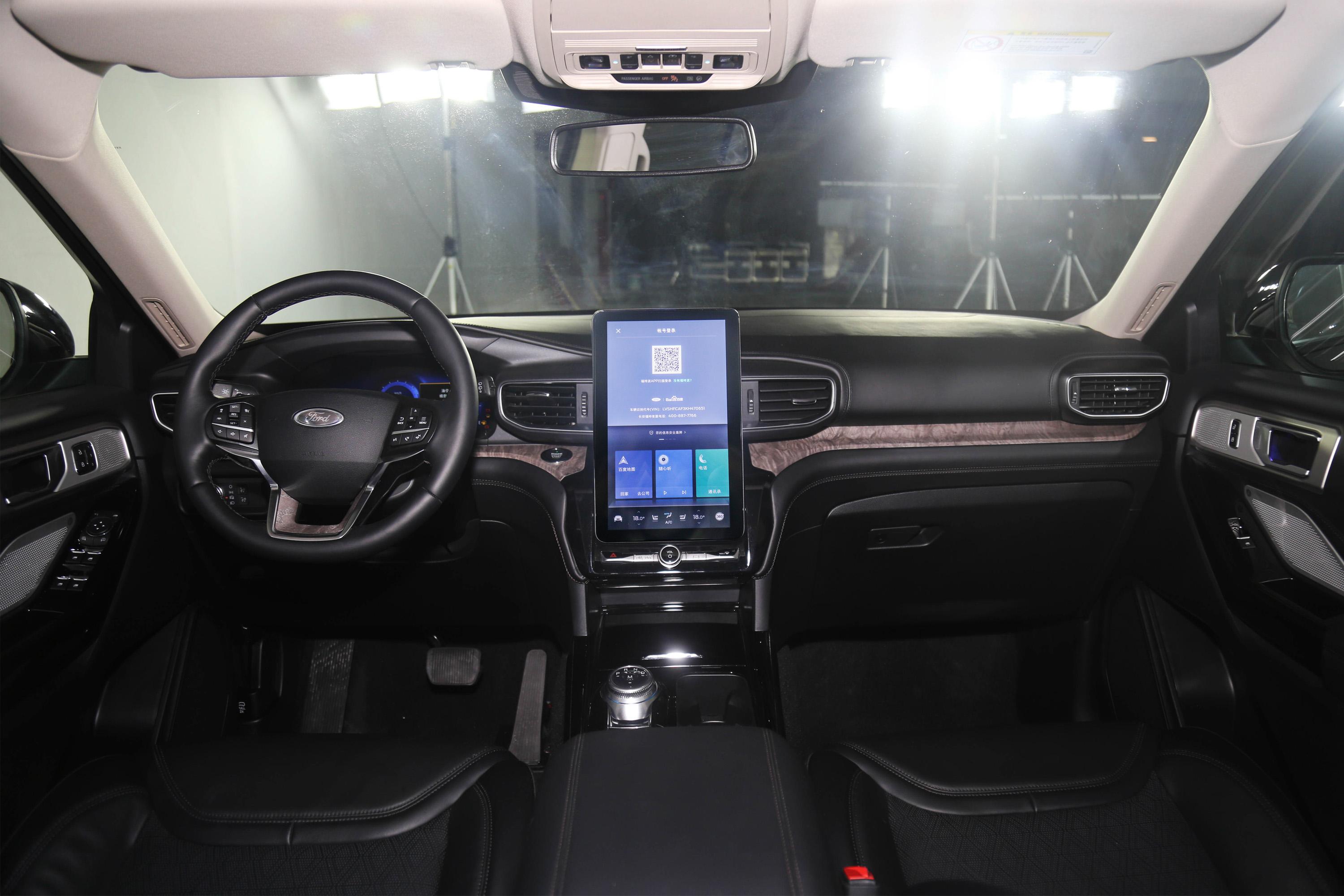 2020款探险者ecoboost285四驱铂金版6座