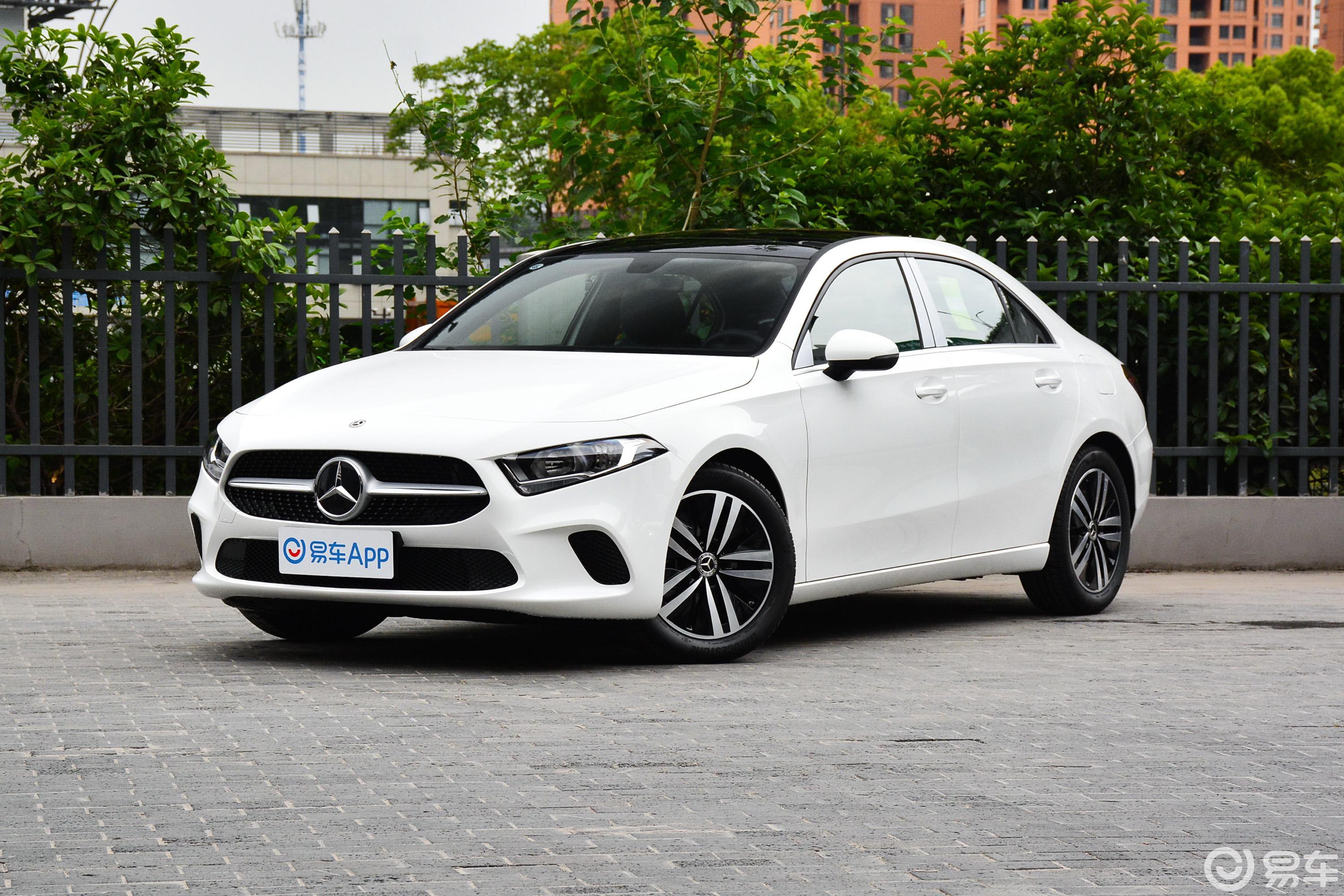 【奔驰a级2020款改款 a 180 l侧前45度车头向左水平汽车图片-汽车图片