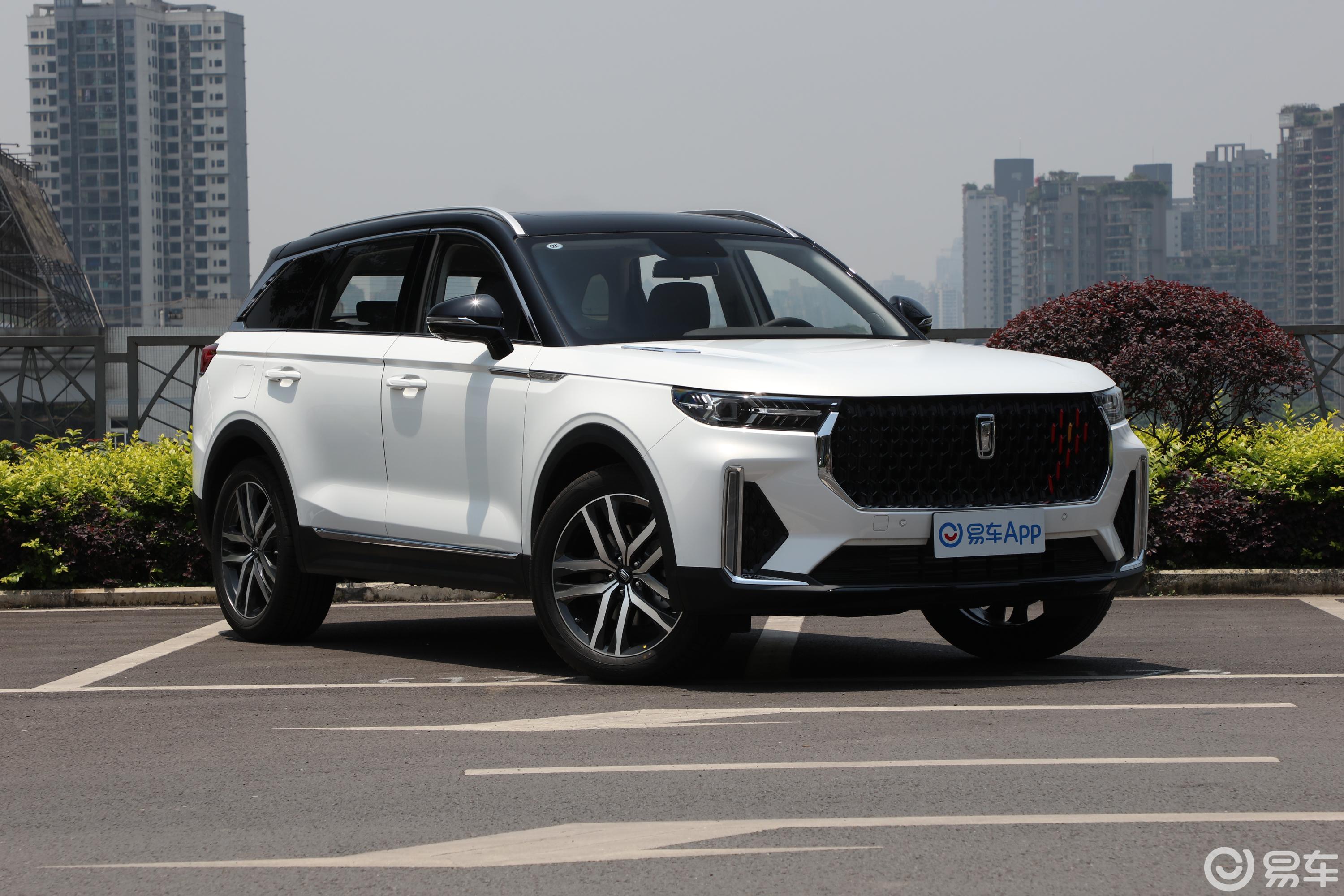 【奔腾t992020款s 20td 手自一体 运动尊享型侧前45度车头向右水平