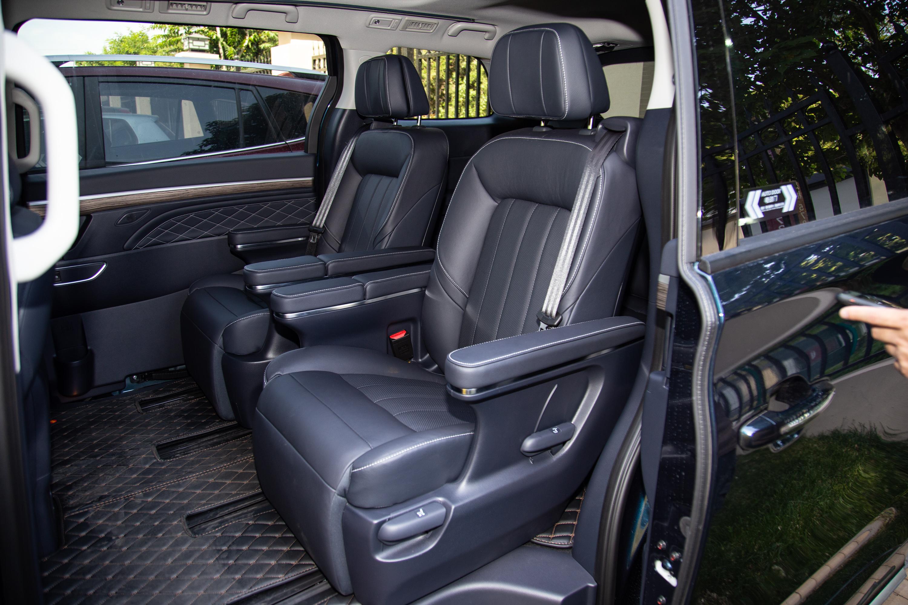 2020款 传祺m8 大师版 390t 尊贵版