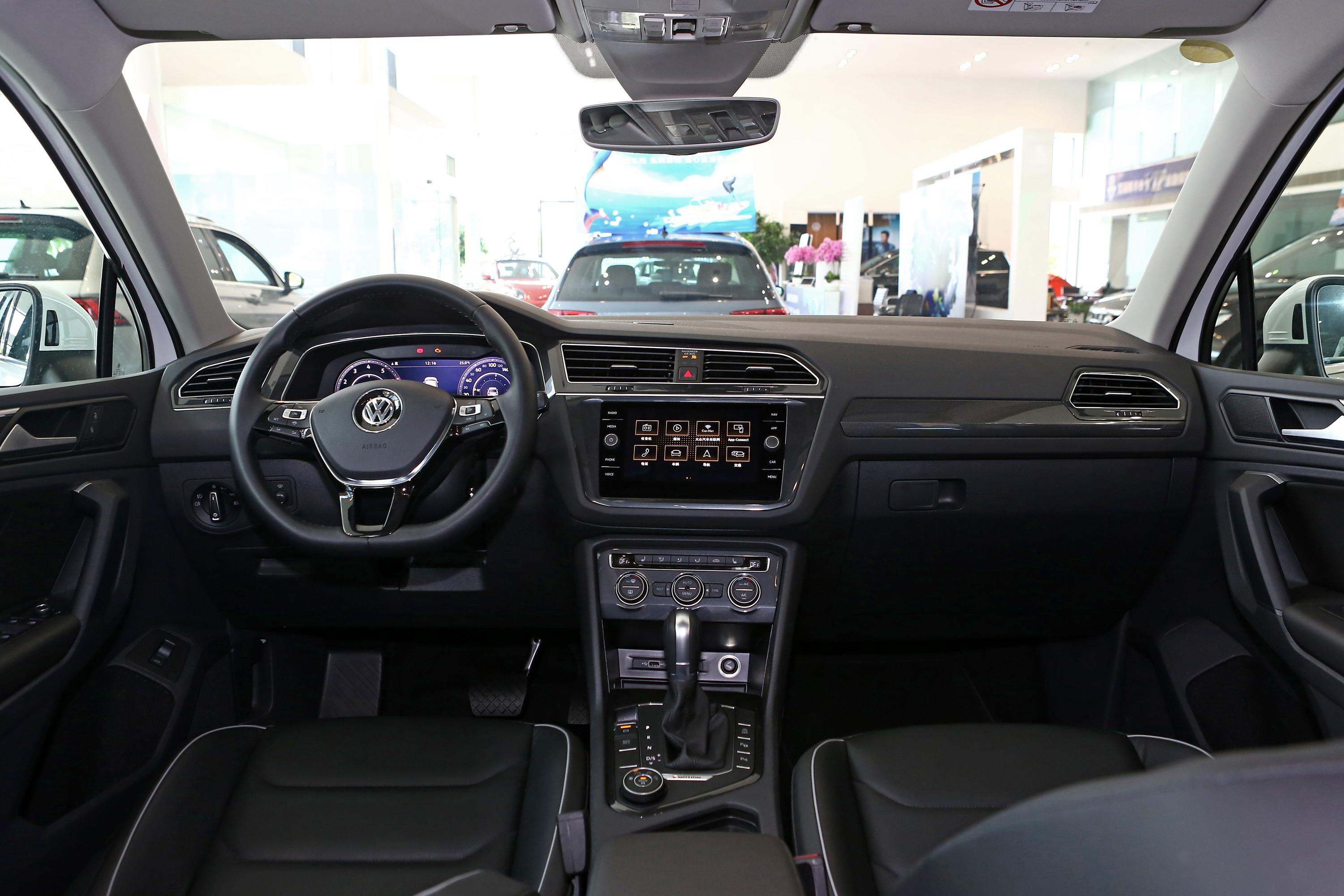 2019款 tiguan 330tsi 四驱 高配版内饰