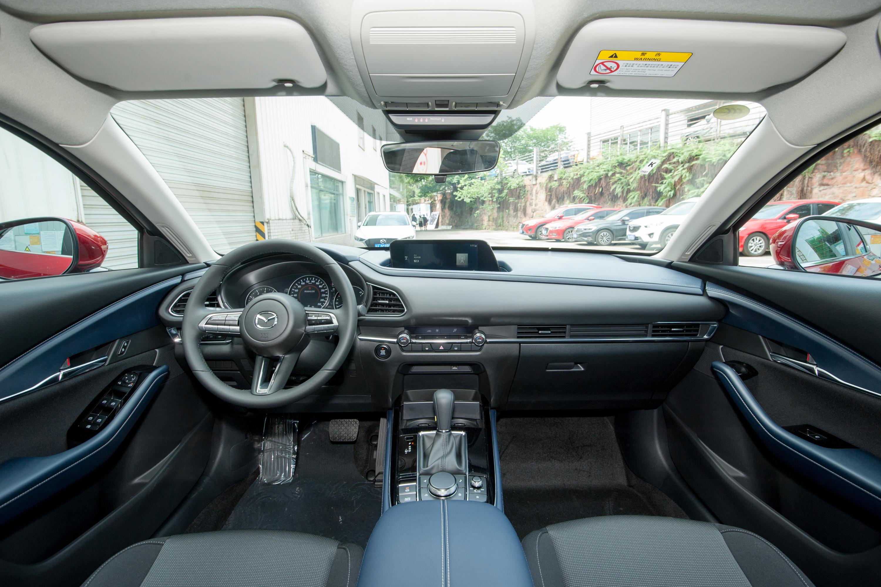 2020款 马自达cx-30 2.0l 手自一体 领悦型内饰