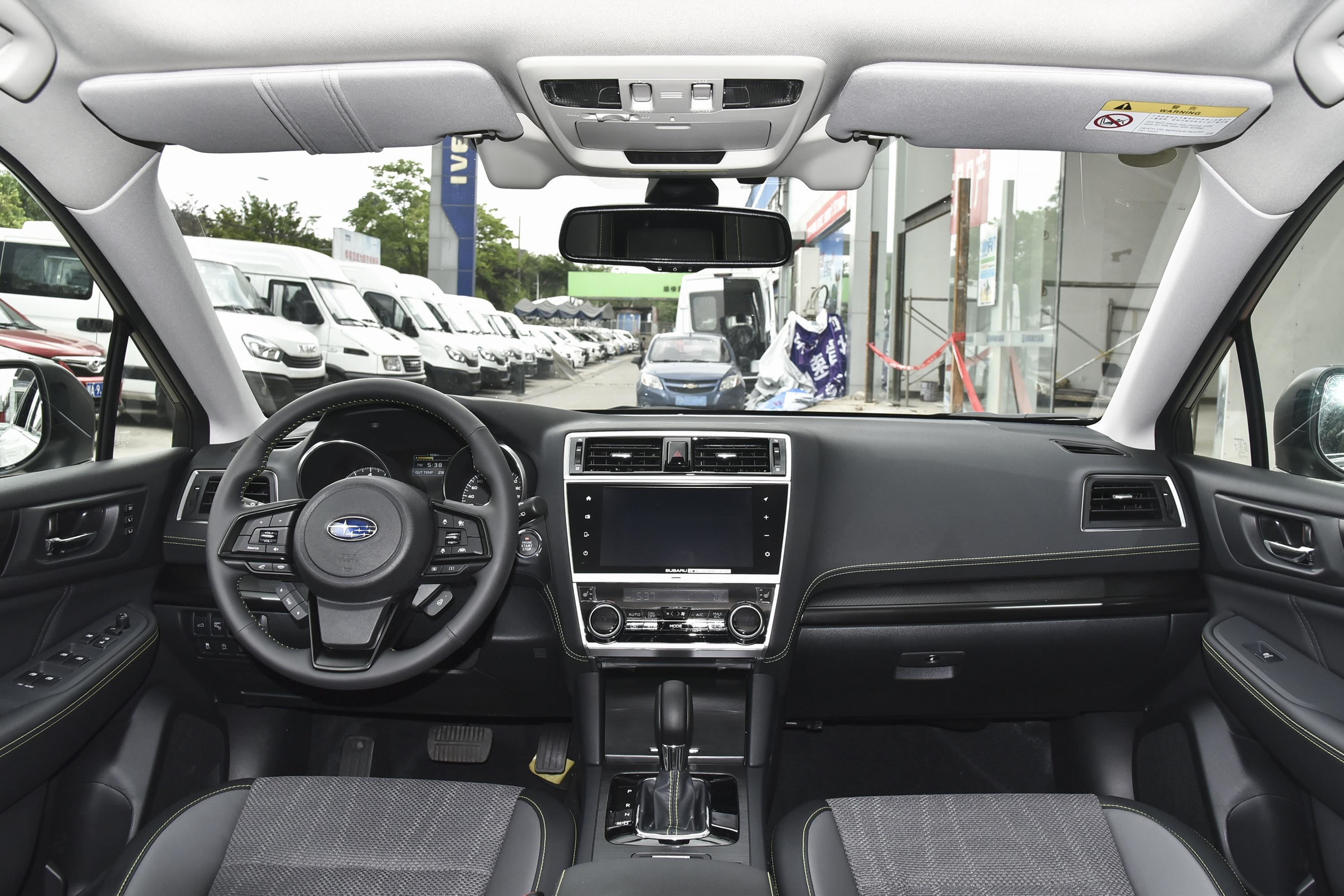 2020款 傲虎 改款 2.5i 特装版 eyesight内饰