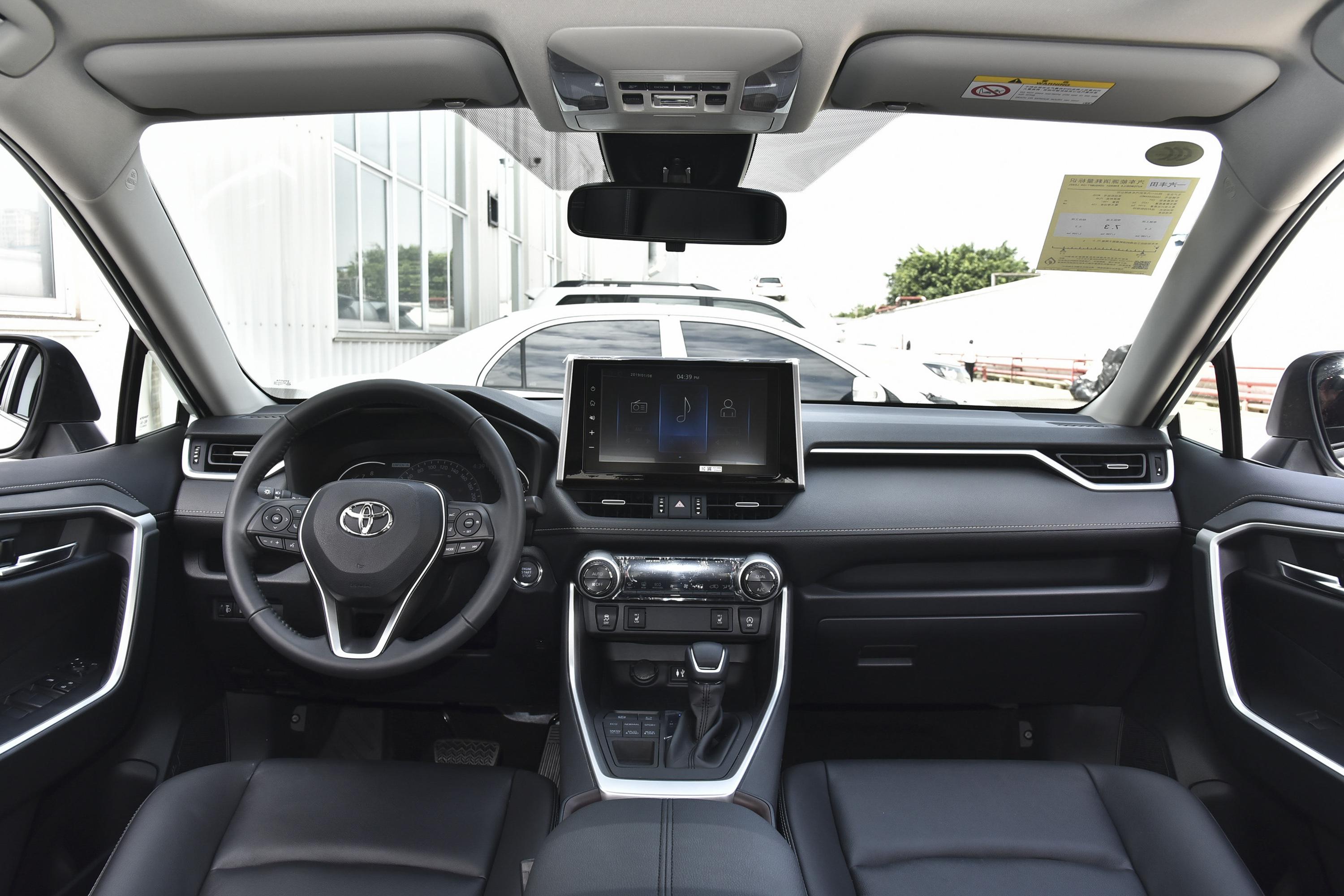 2020款 rav4荣放 2.0l cvt 四驱 风尚plus版内饰